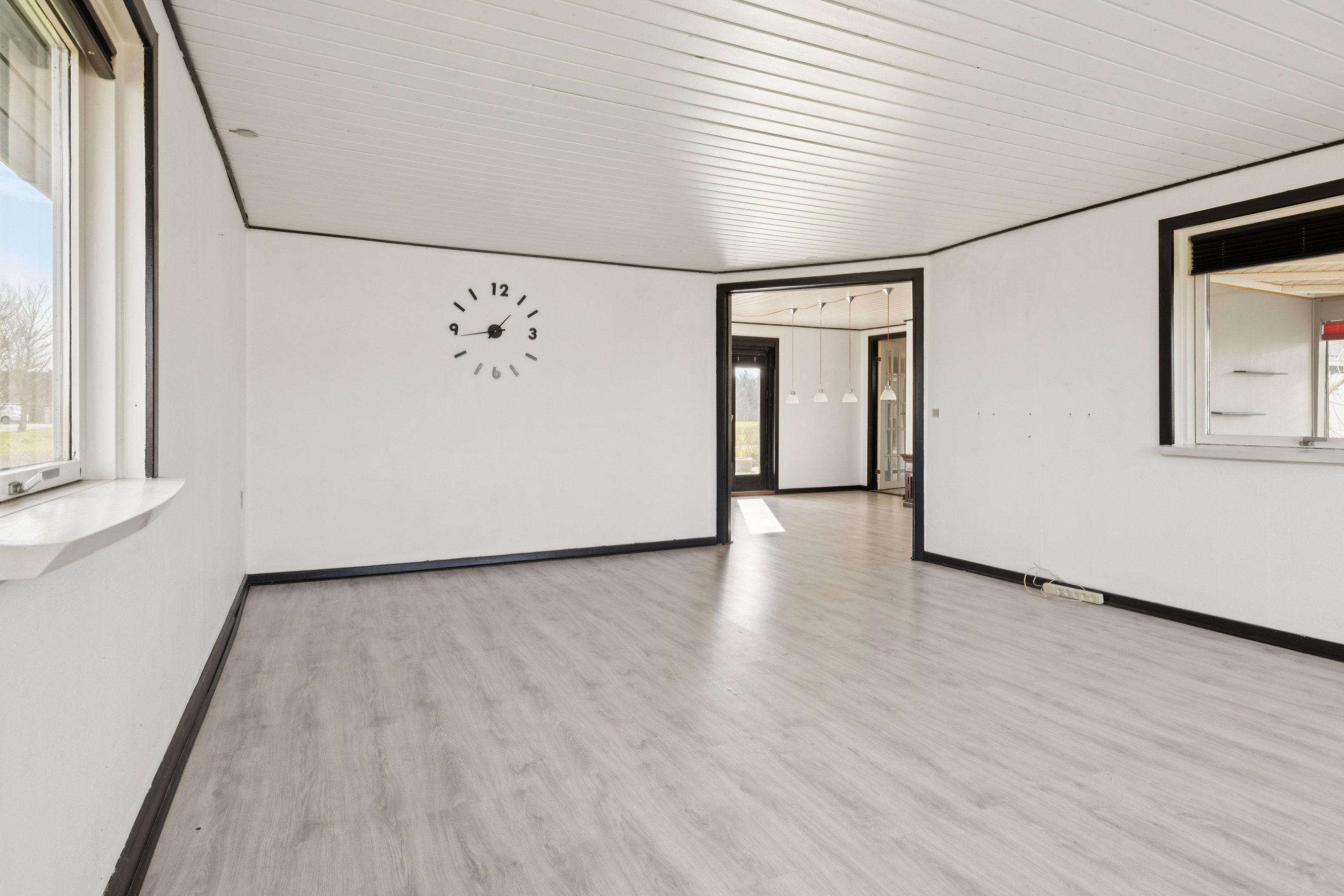 Fremhævet stue billede i fuldskærmstilstand. Billede af Møllebækvej 15, Bjerregrav, 9632 Møldrup