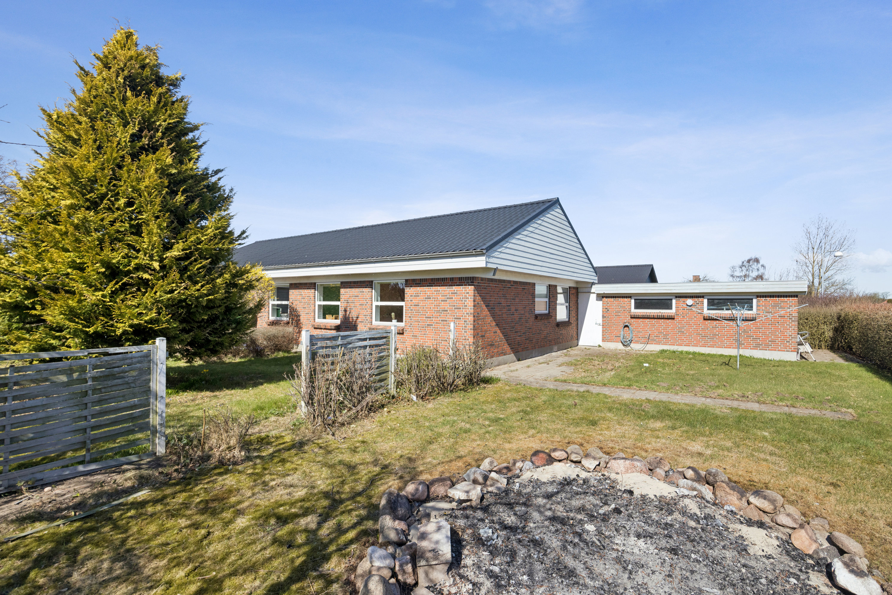 Fremhævet andet billede i fuldskærmstilstand. Billede af Hirsehaven 7, Ulsted, 9370 Hals