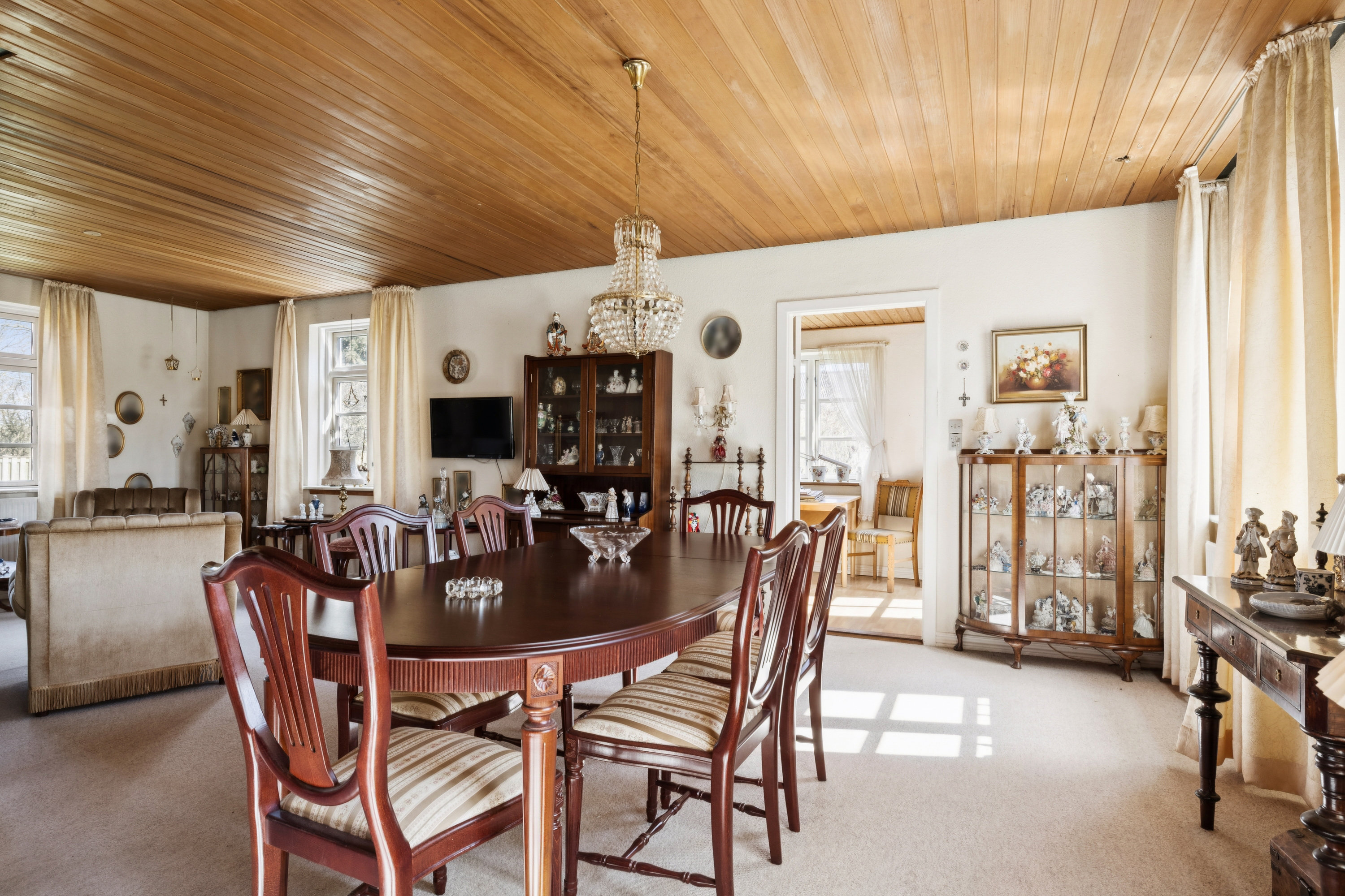 Fremhævet stue billede i fuldskærmstilstand. Billede af Kvolsvej 12, 8831 Løgstrup