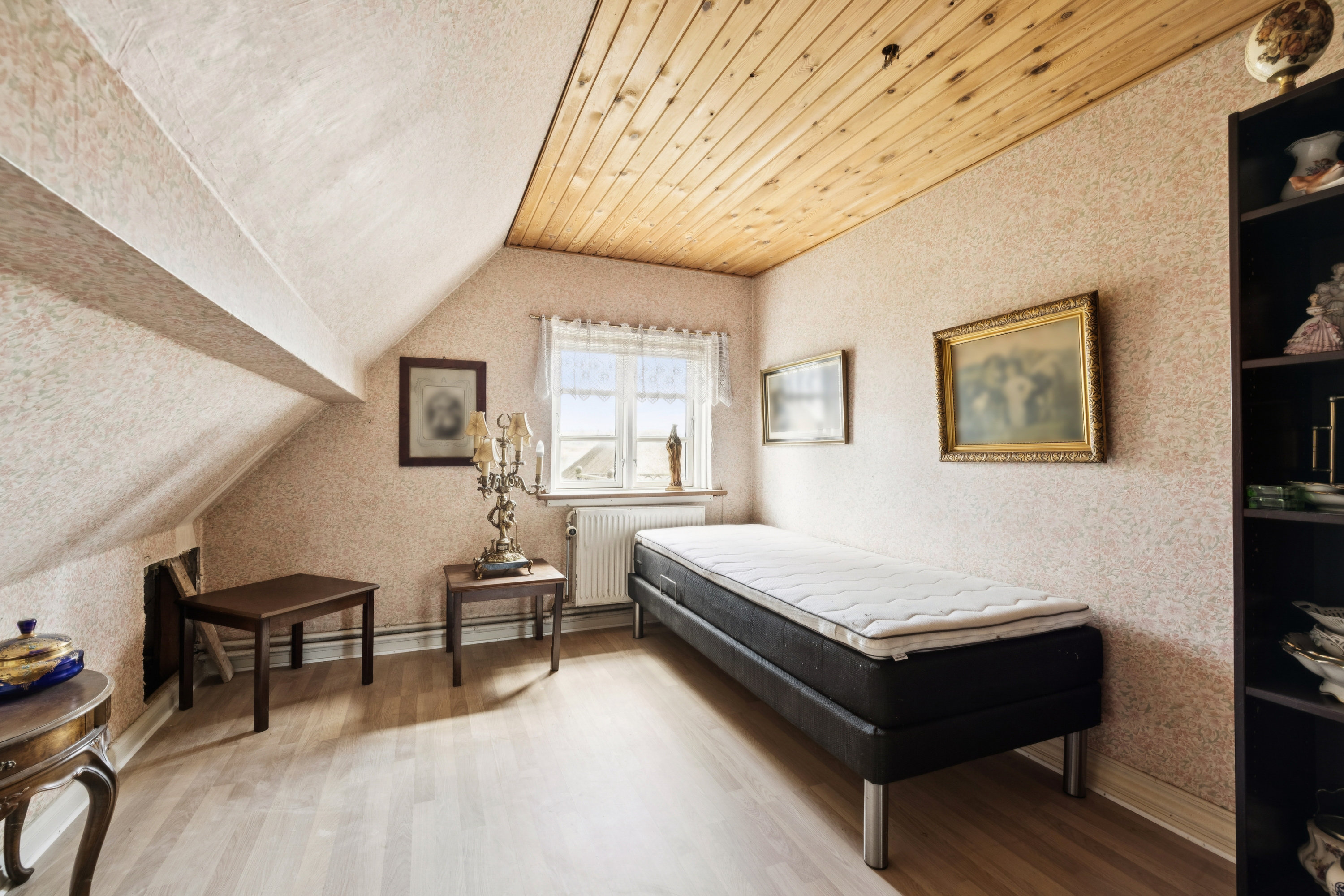 Fremhævet værelse billede i fuldskærmstilstand. Billede af Kvolsvej 12, 8831 Løgstrup