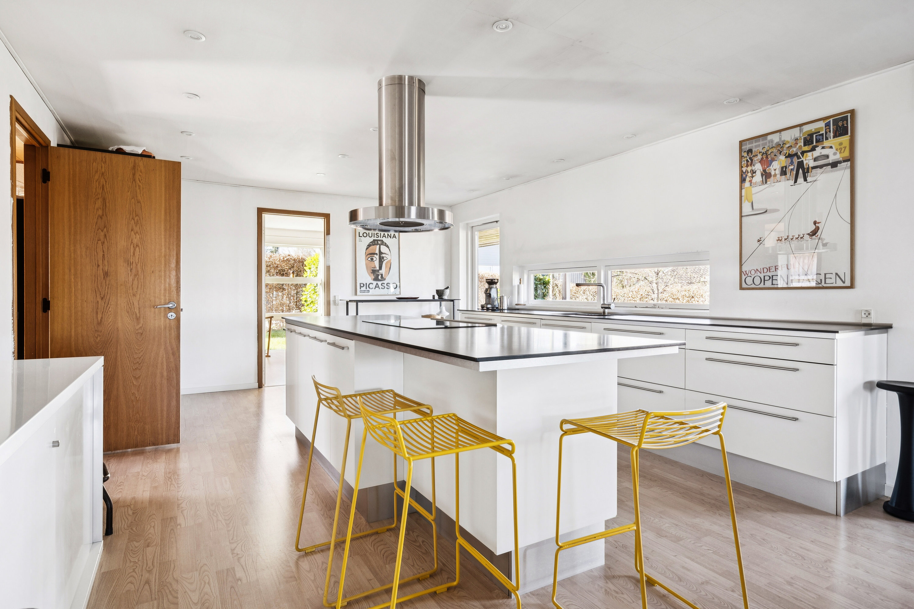 Fremhævet køkken billede i fuldskærmstilstand. Billede af Figenvej 12, 4690 Haslev