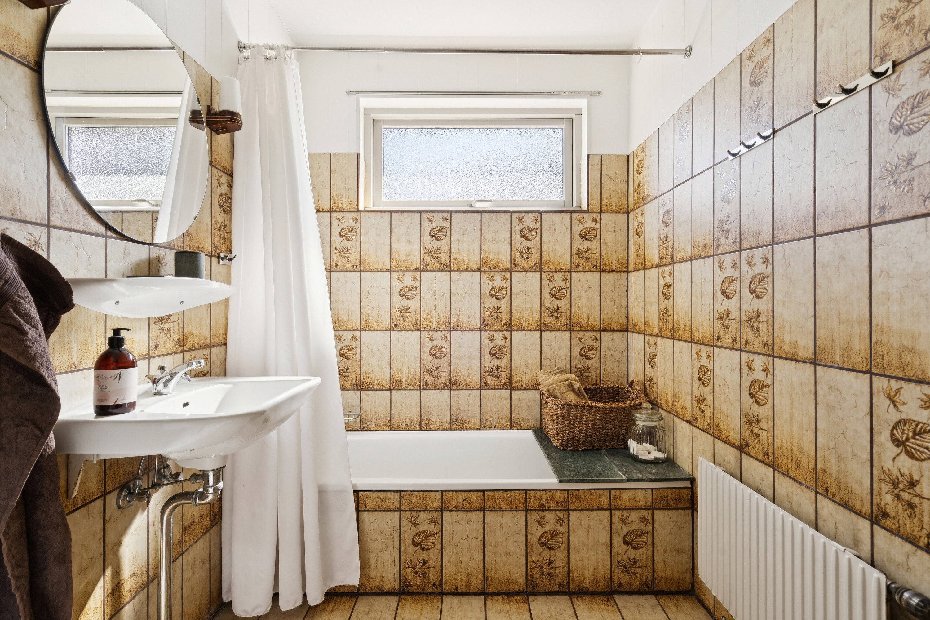 Fremhævet badeværelse billede i fuldskærmstilstand. Billede af Figenvej 12, 4690 Haslev