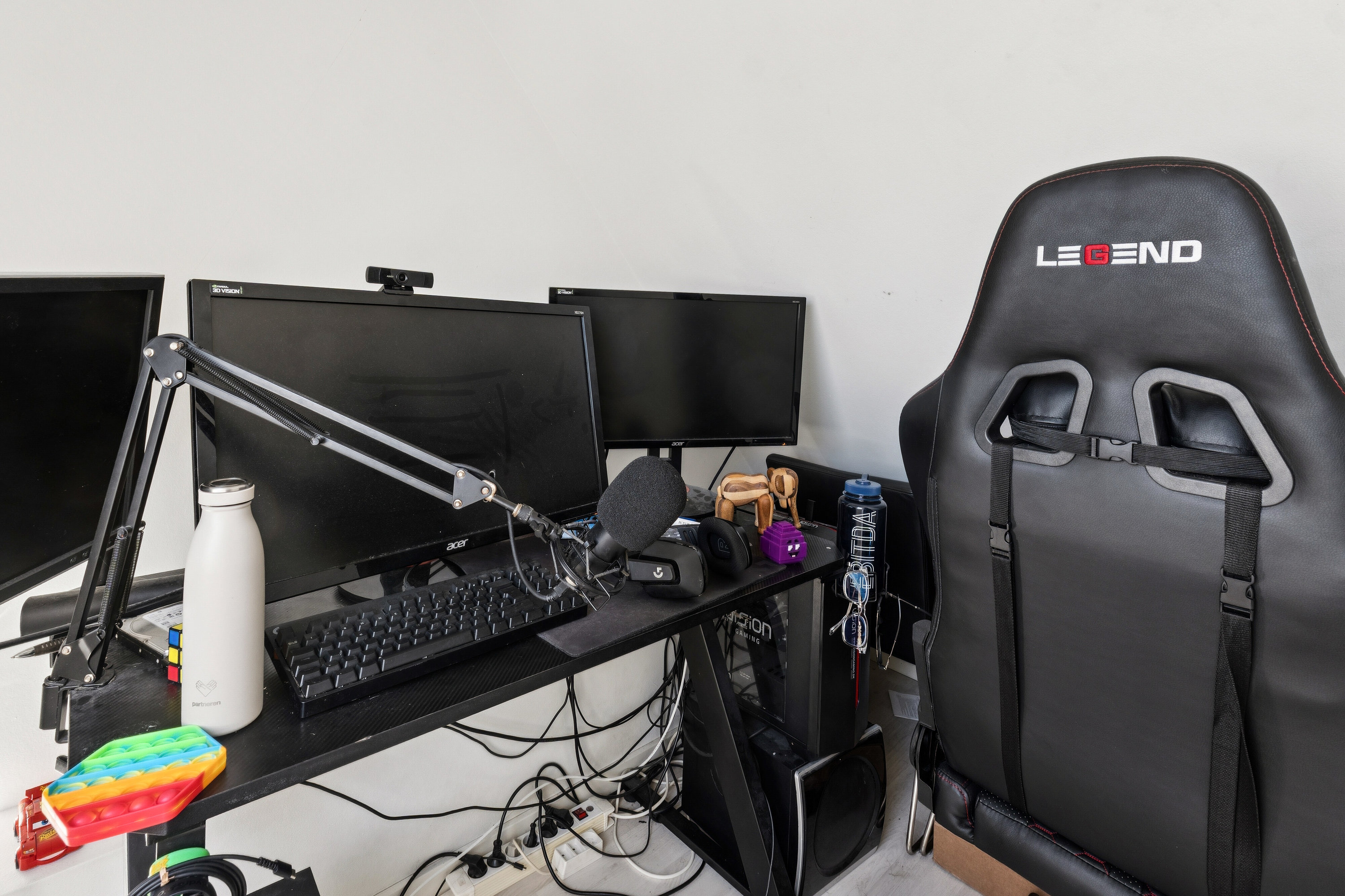 Fremhævet arbejdsværelse billede i fuldskærmstilstand. Billede af Tårnvej 383B, 2610 Rødovre