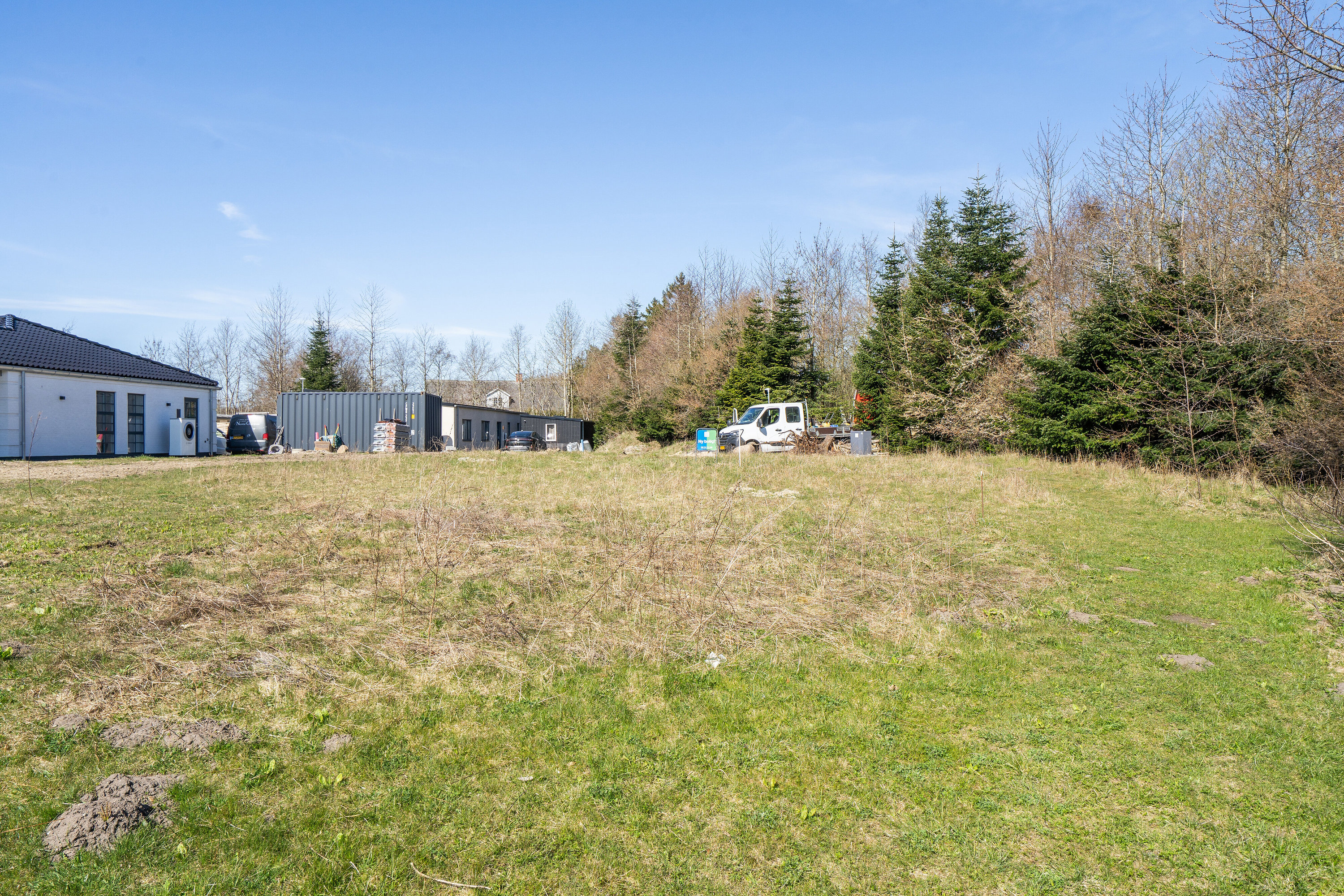 Fremhævet set fra haven billede i fuldskærmstilstand. Billede af Engen 5, 4690 Haslev