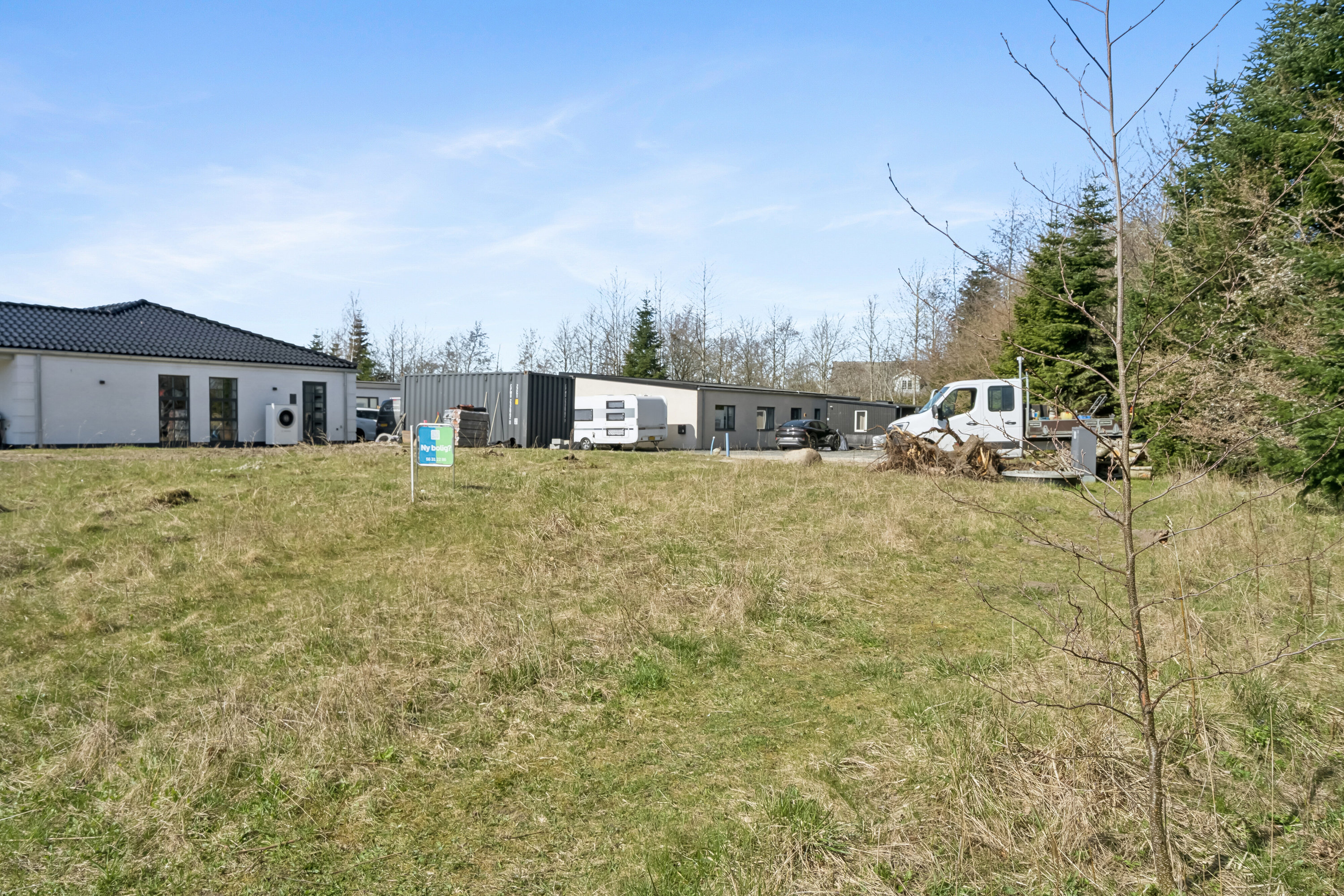 Fremhævet set fra haven billede i fuldskærmstilstand. Billede af Engen 5, 4690 Haslev