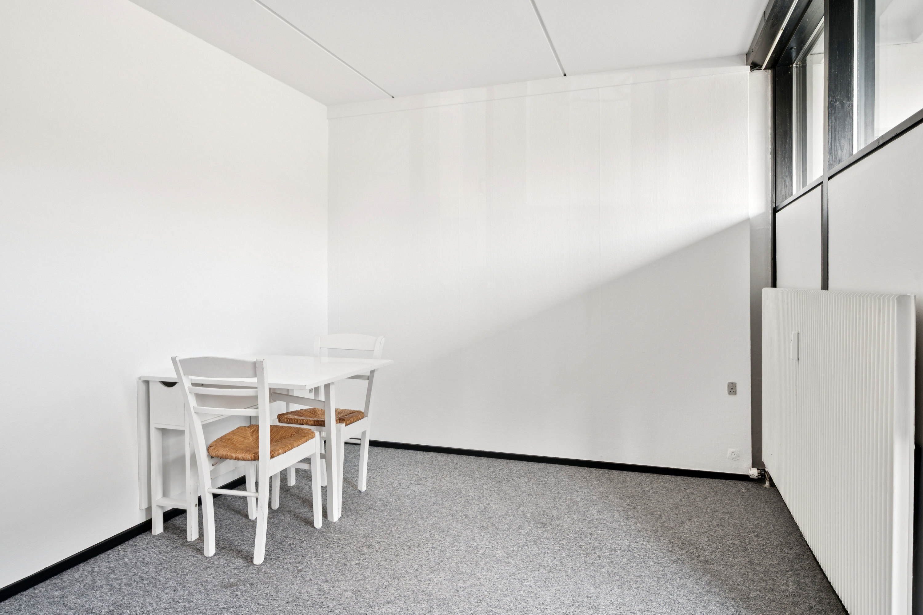 Fremhævet værelse billede i fuldskærmstilstand. Billede af Vestervang 10, 1. 1011., 8000 Aarhus C