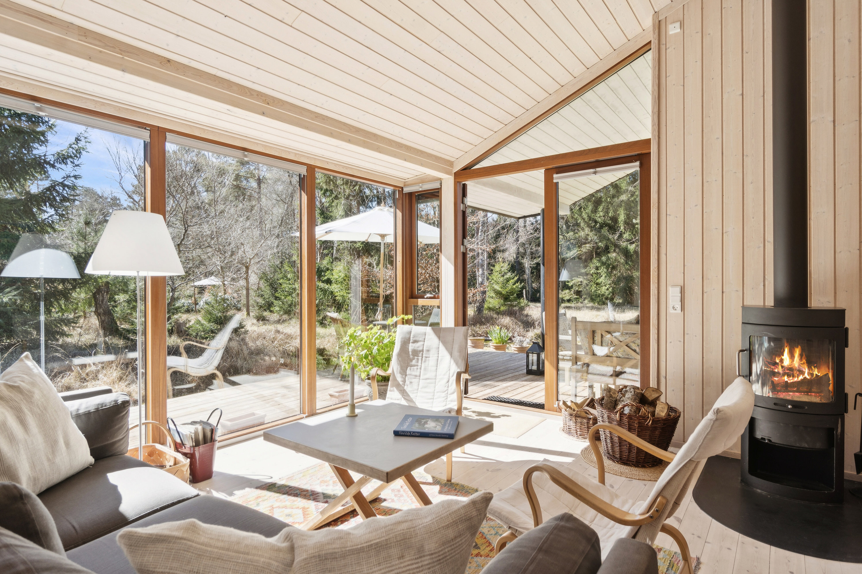 Fremhævet stue billede i fuldskærmstilstand. Billede af Reinhard Van Hauensvej 29, 3300 Frederiksværk