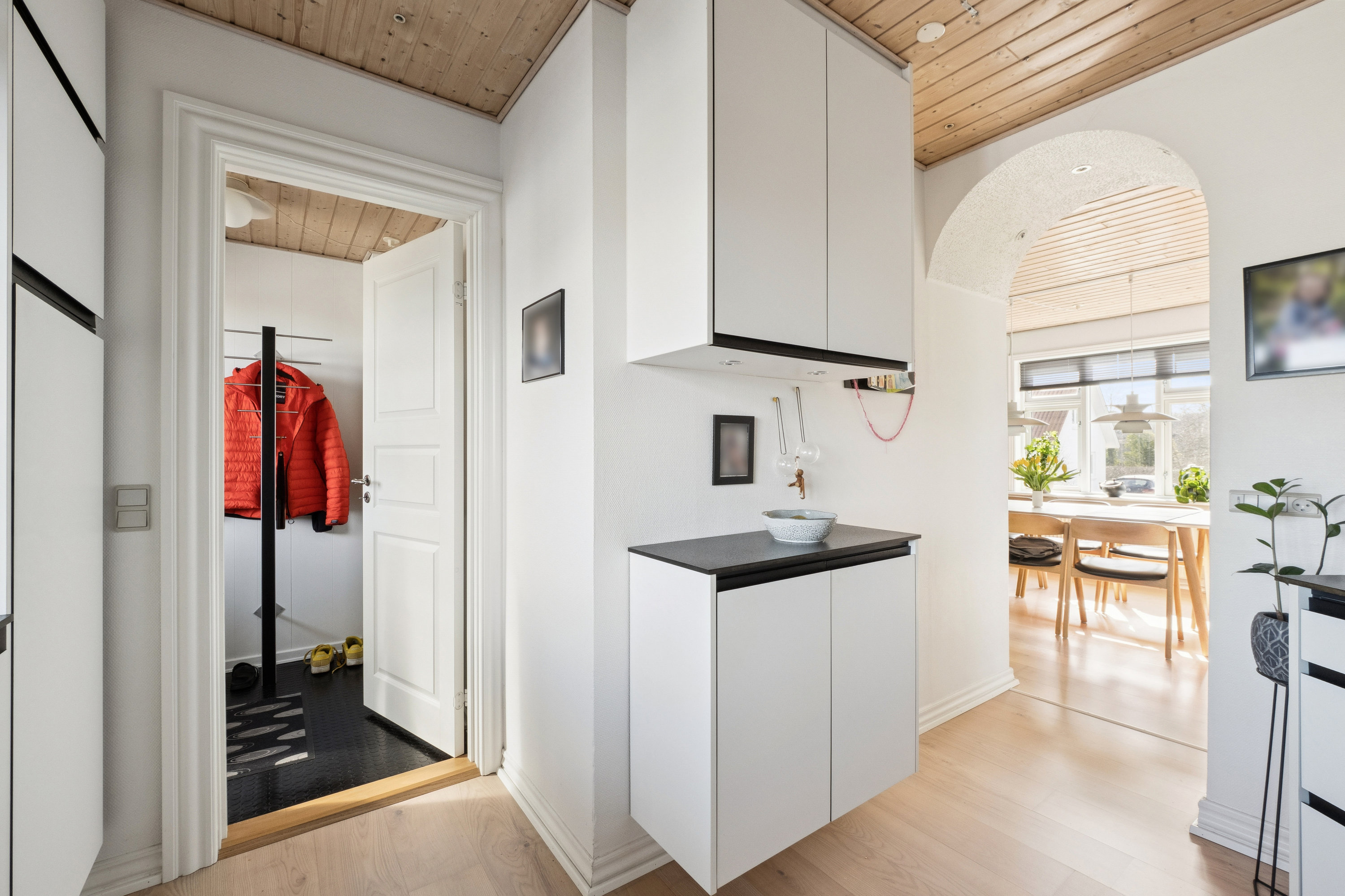 Fremhævet gang billede i fuldskærmstilstand. Billede af Kirkestræde 15, Glyngøre, 7870 Roslev