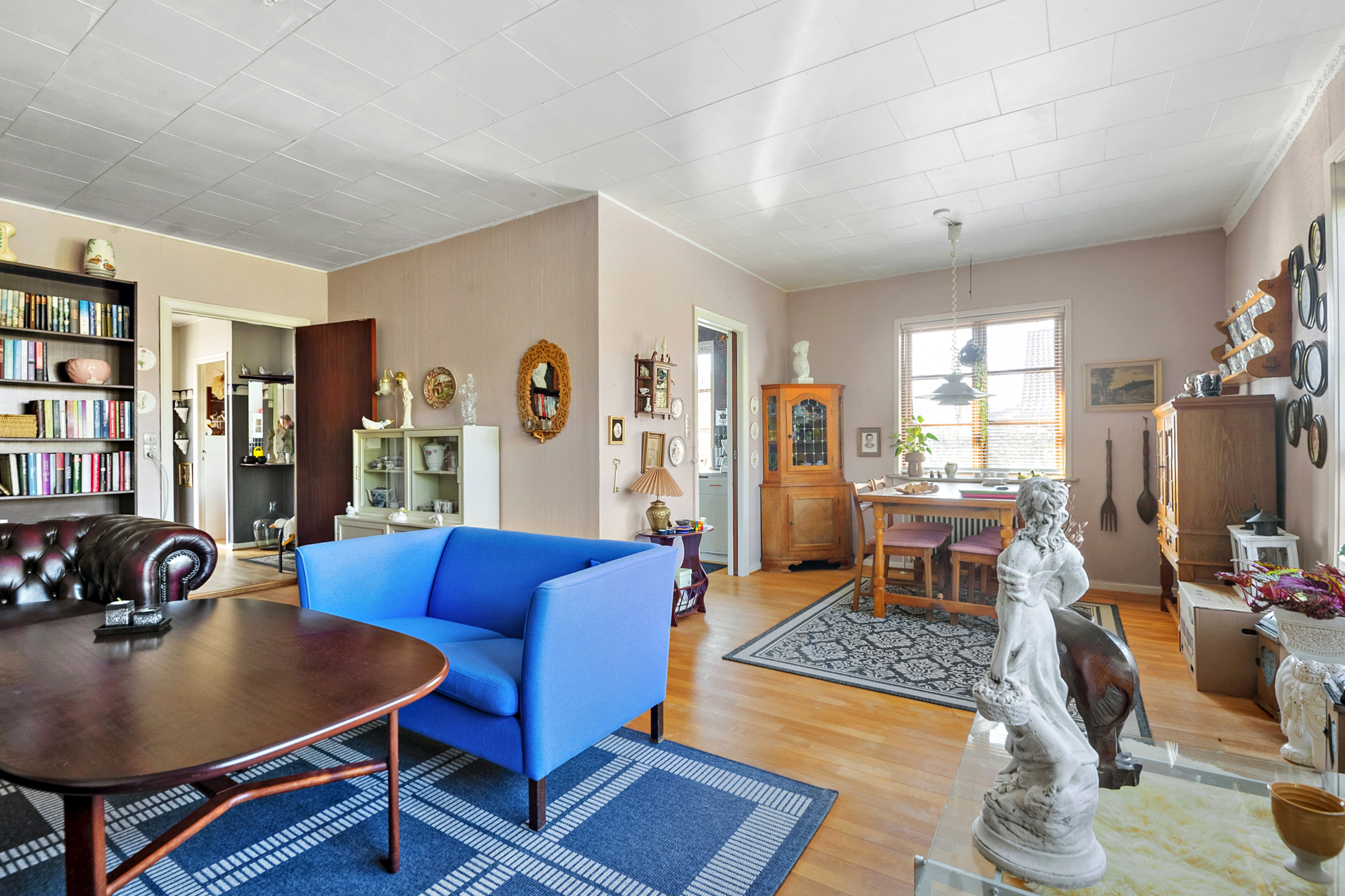 Fremhævet stue billede i fuldskærmstilstand. Billede af Jerrigsvej 2, 6710 Esbjerg V