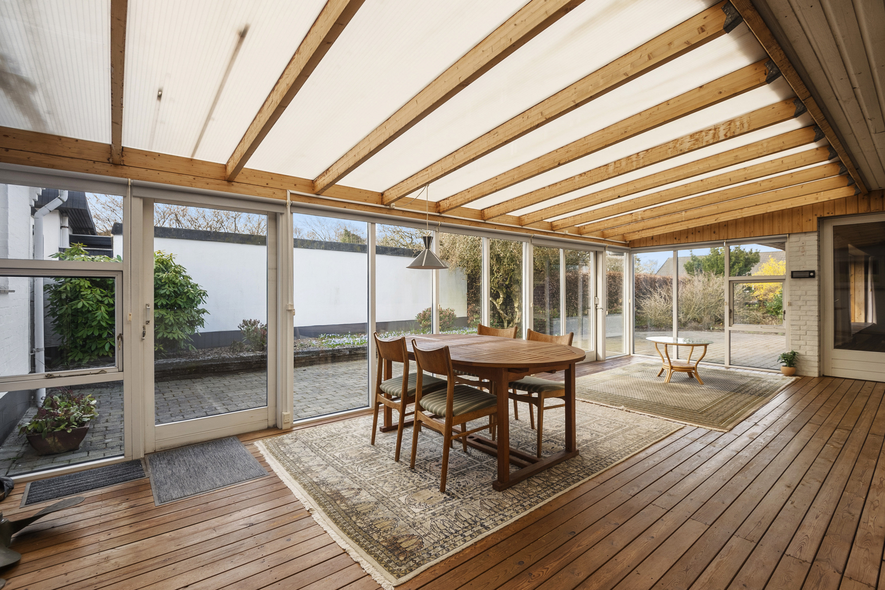 Fremhævet spisestue billede i fuldskærmstilstand. Billede af Vølundsvej 10, 6705 Esbjerg Ø