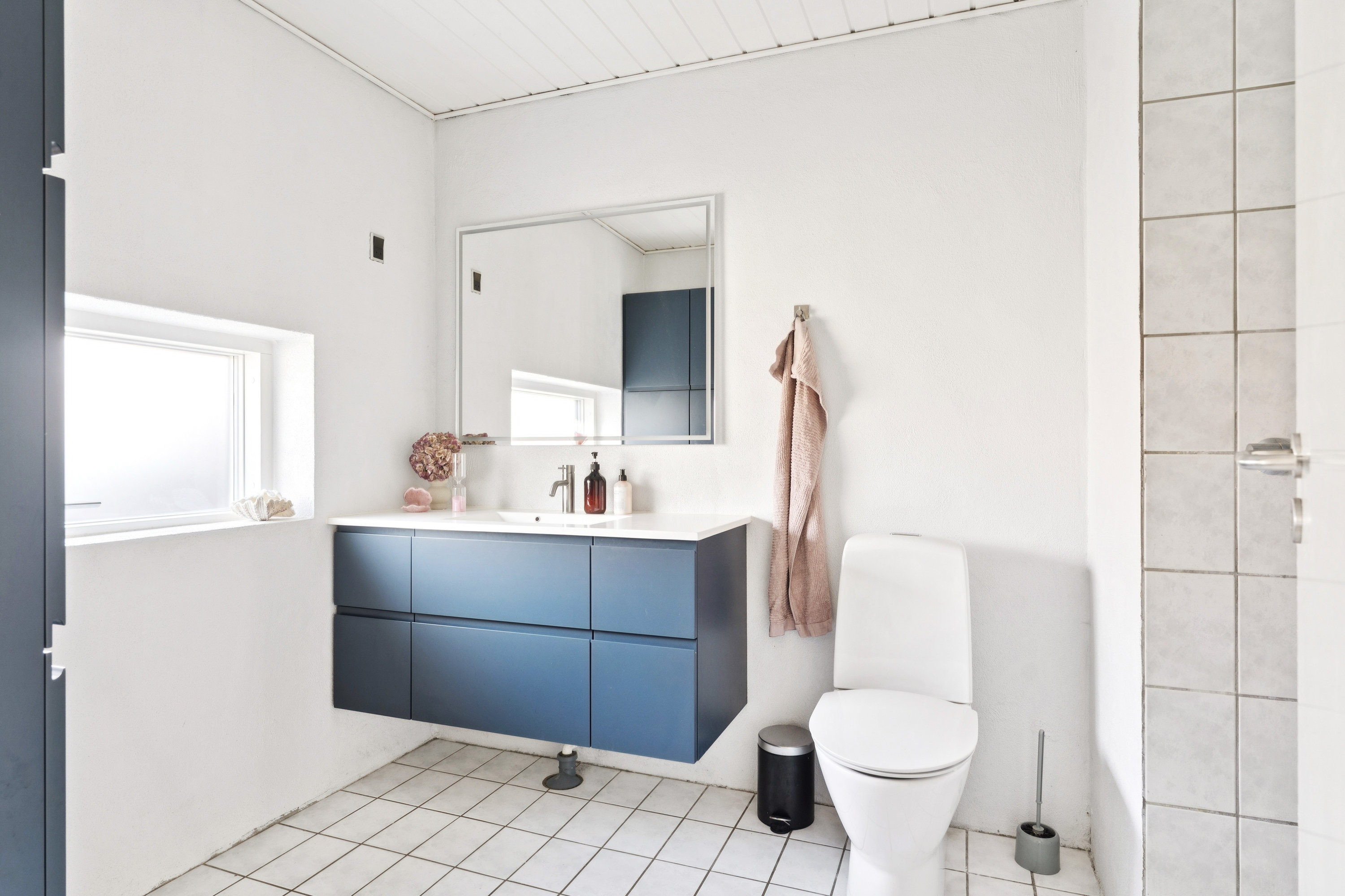 Fremhævet badeværelse billede i fuldskærmstilstand. Billede af Topasdalen 6, 8930 Randers NØ