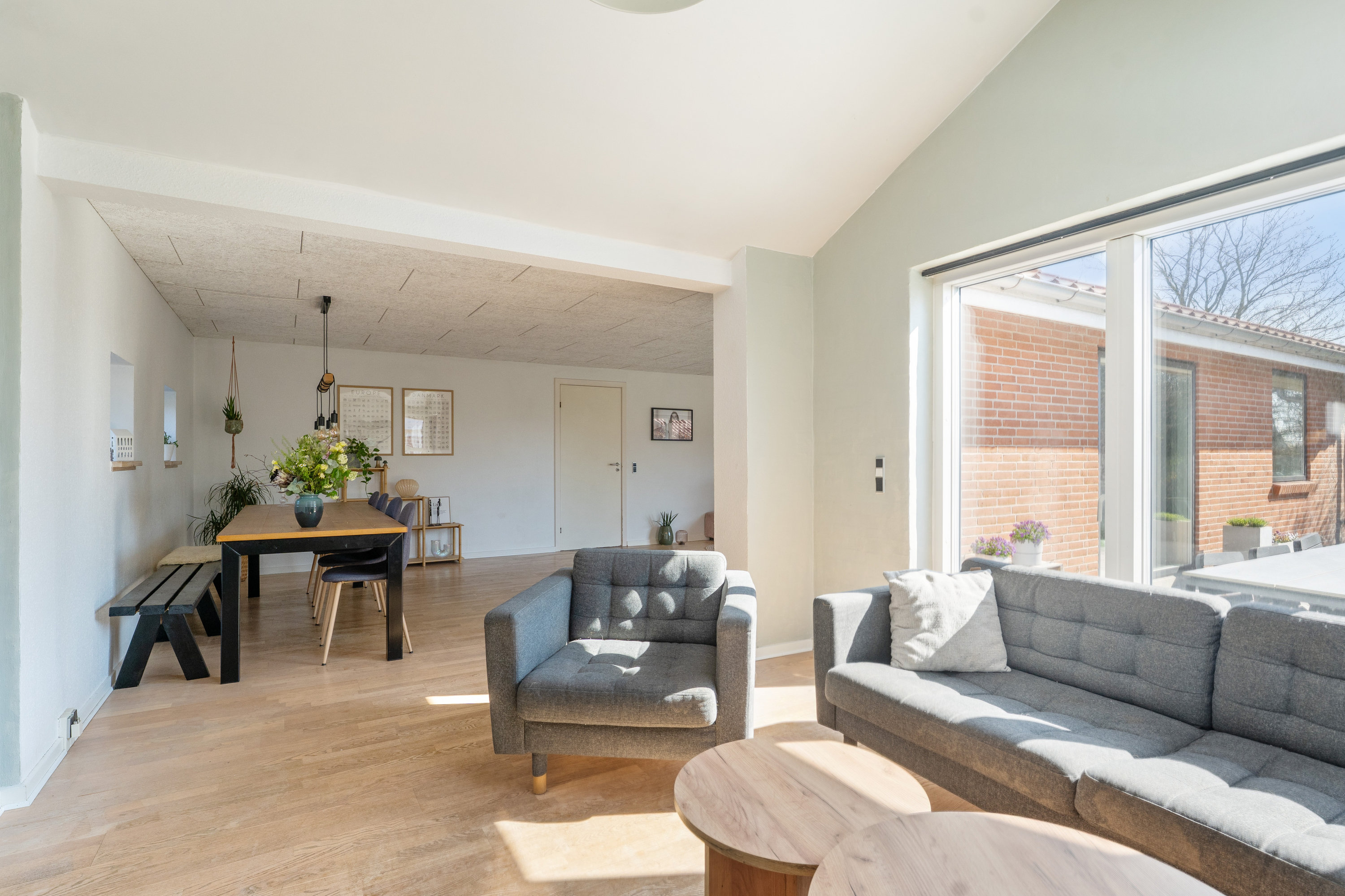 Fremhævet stue billede i fuldskærmstilstand. Billede af Topasdalen 6, 8930 Randers NØ