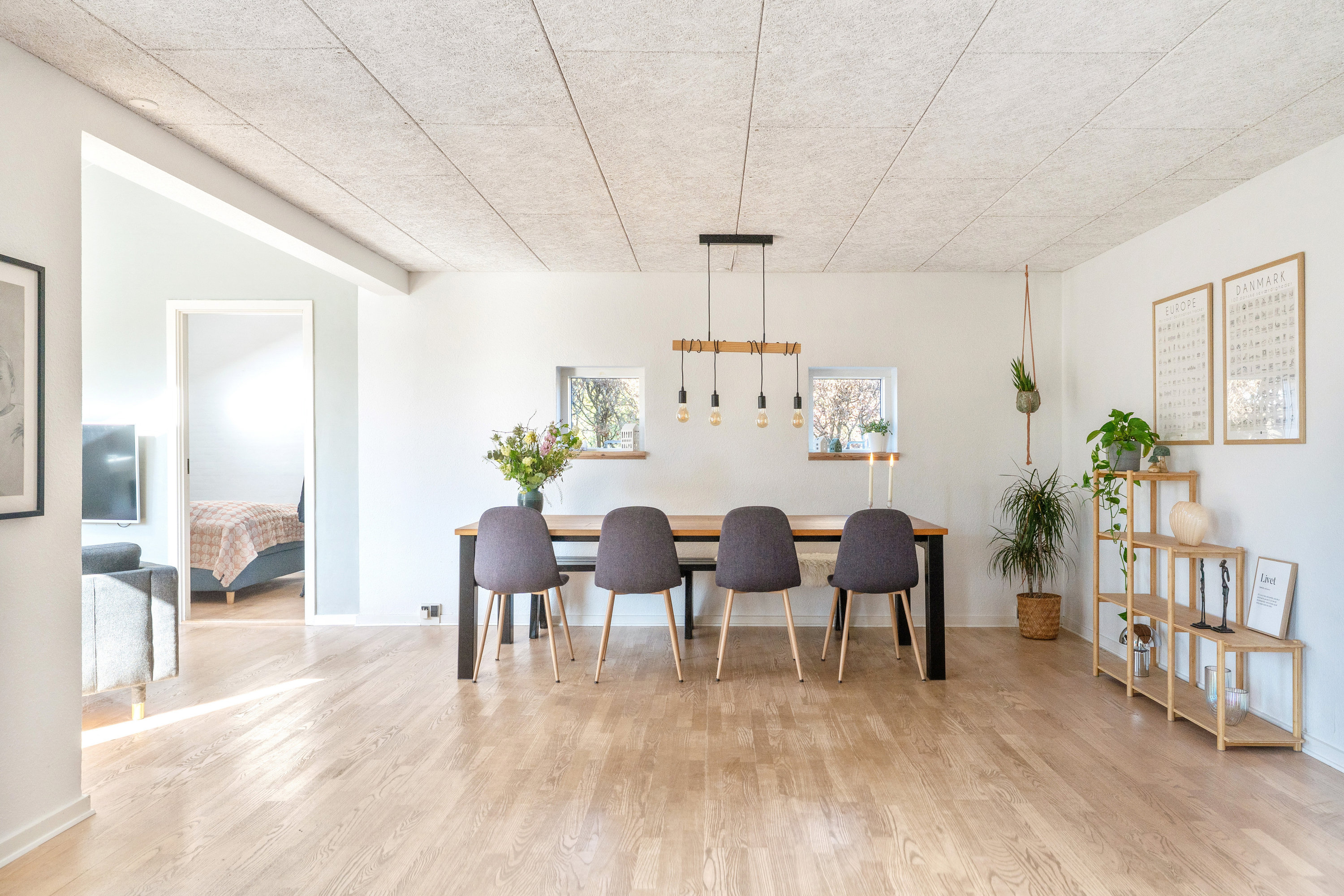 Fremhævet stue billede i fuldskærmstilstand. Billede af Topasdalen 6, 8930 Randers NØ