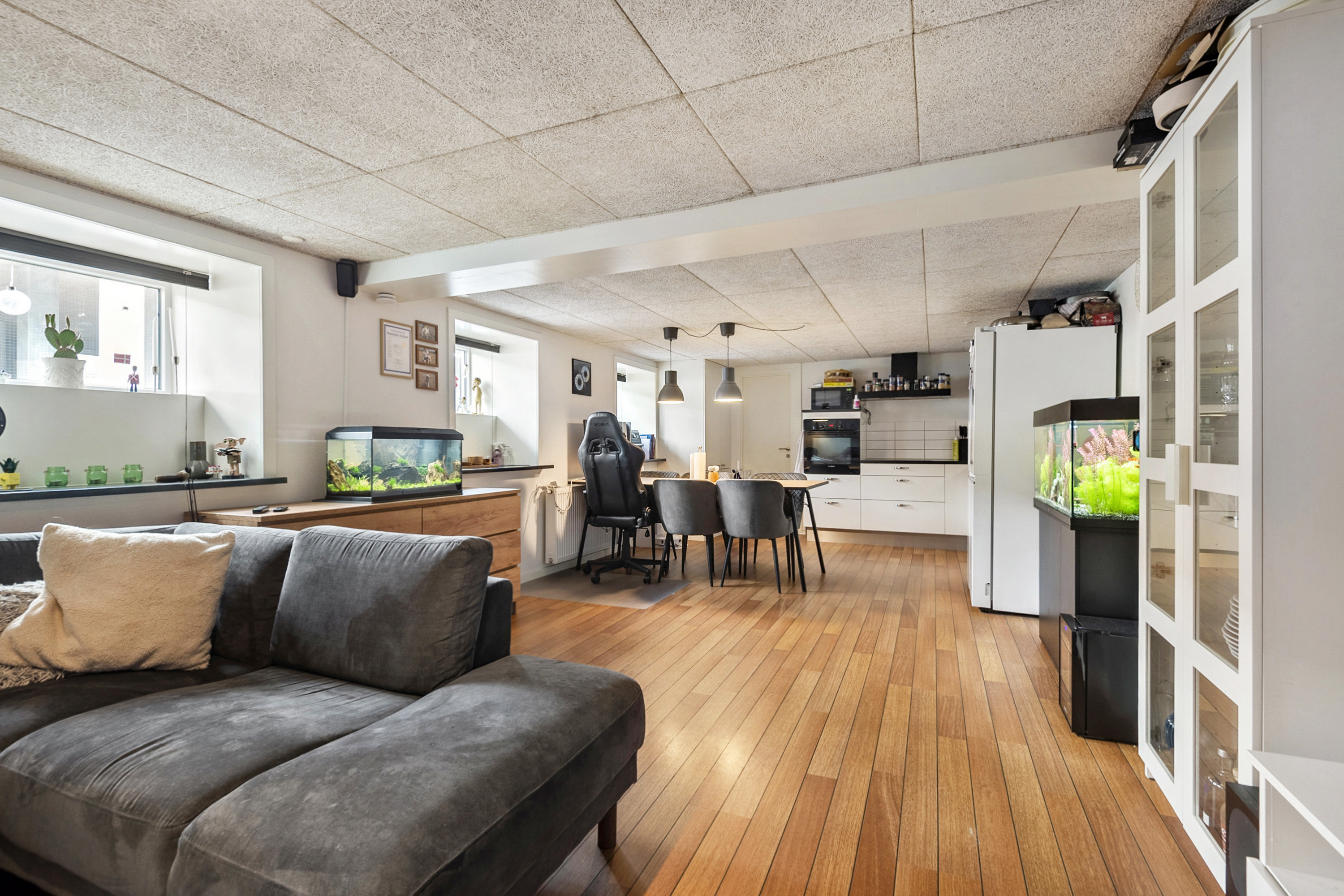 Fremhævet stue billede i fuldskærmstilstand. Billede af Ribegade 1, st.., 6700 Esbjerg