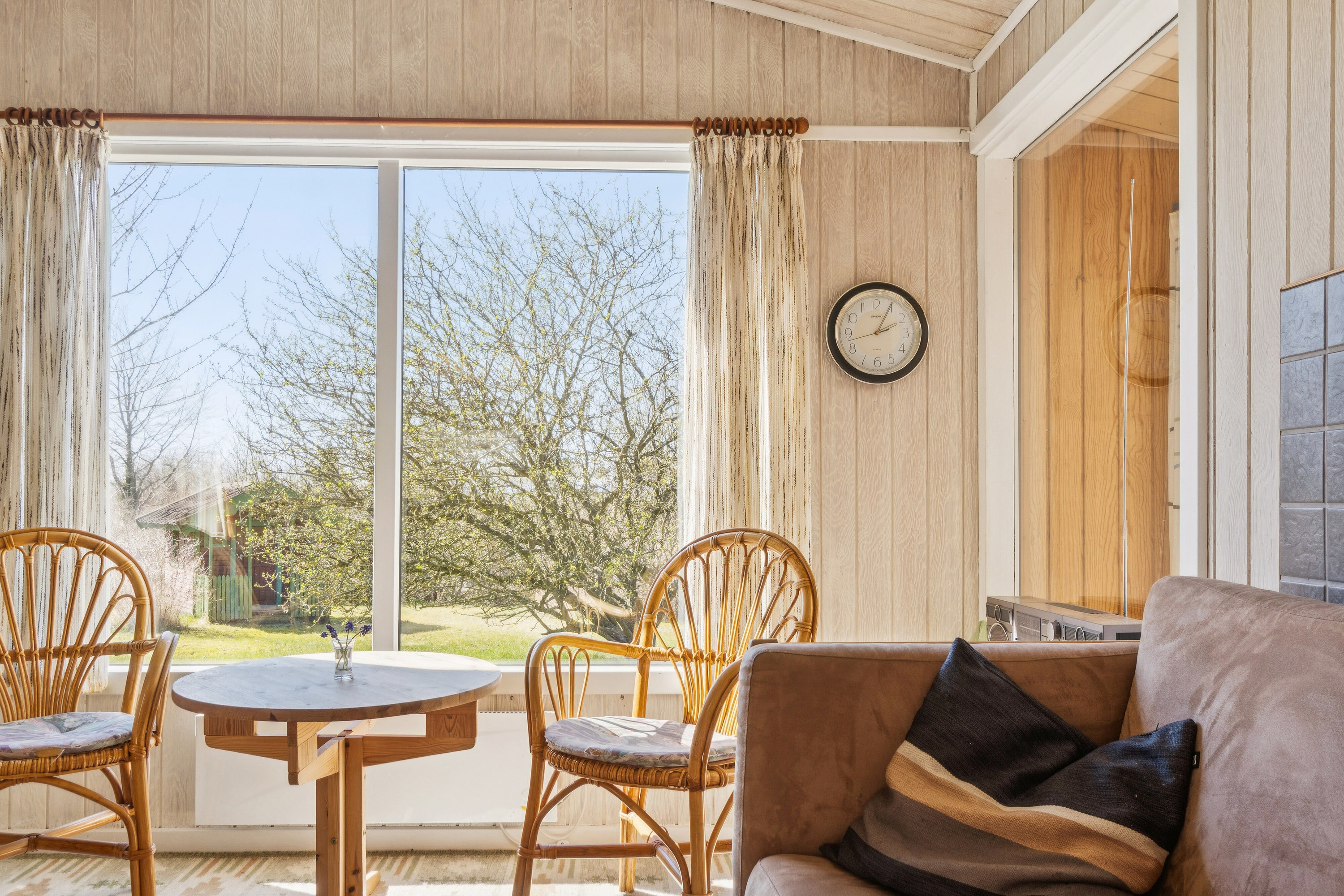 Fremhævet spisestue billede i fuldskærmstilstand. Billede af Dalsvinget 15, Store Havelse Strand, 3310 Ølsted