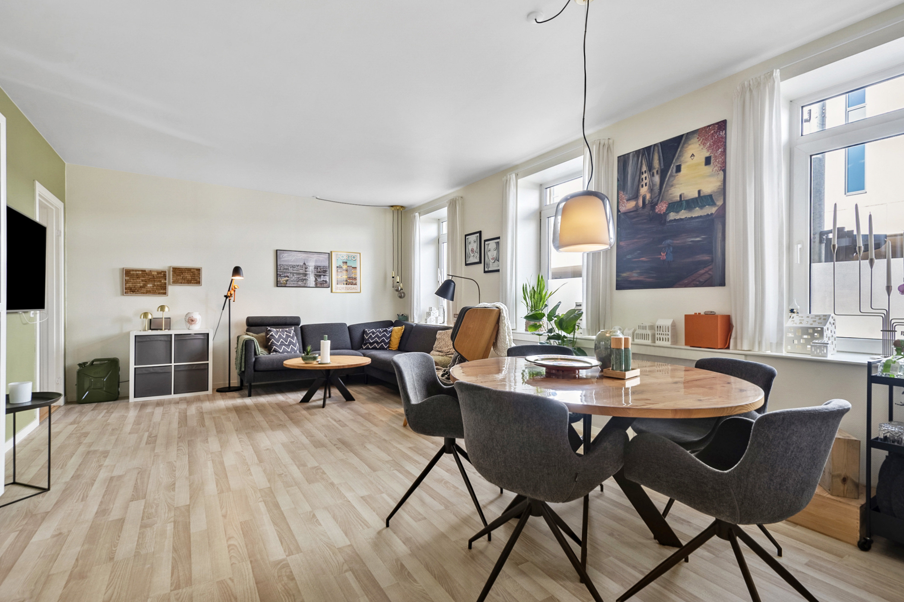 Fremhævet spisestue billede i fuldskærmstilstand. Billede af Ribegade 1, st.., 6700 Esbjerg