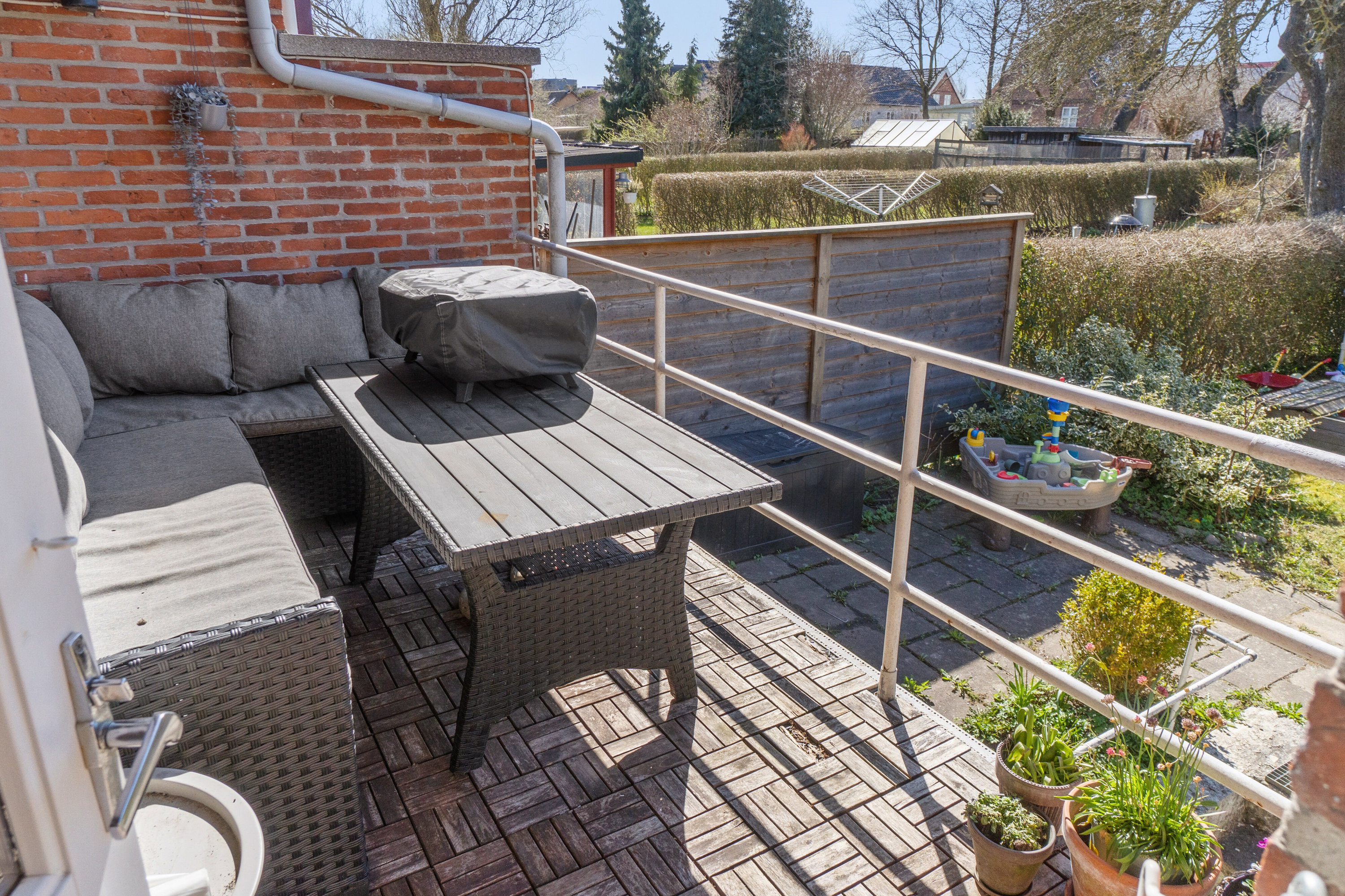 Fremhævet altan billede i fuldskærmstilstand. Billede af Eriksvej 4, 2600 Glostrup