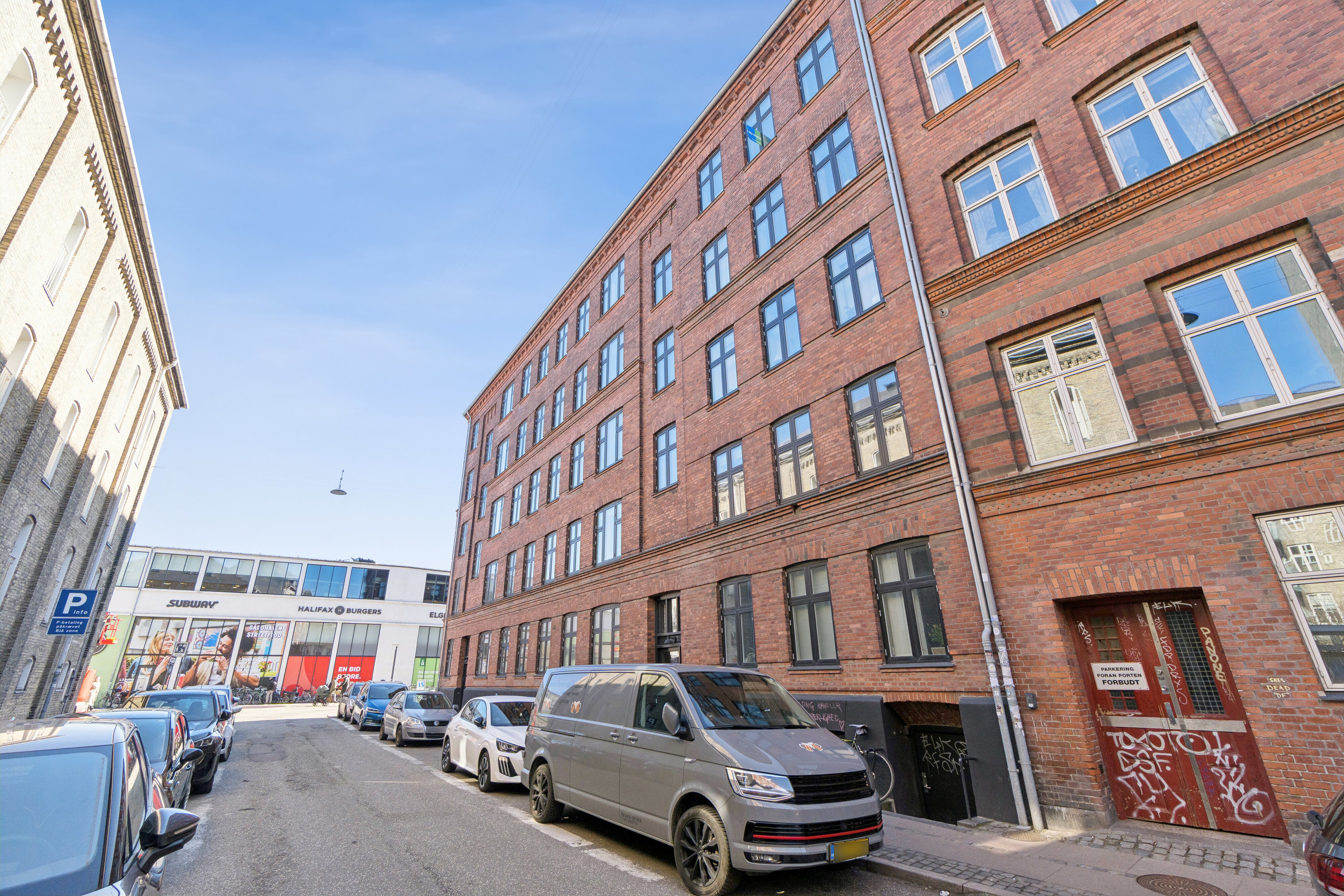 Fremhævet facade billede i fuldskærmstilstand. Billede af Tovværkgade 4, 4. th., 2300 København S