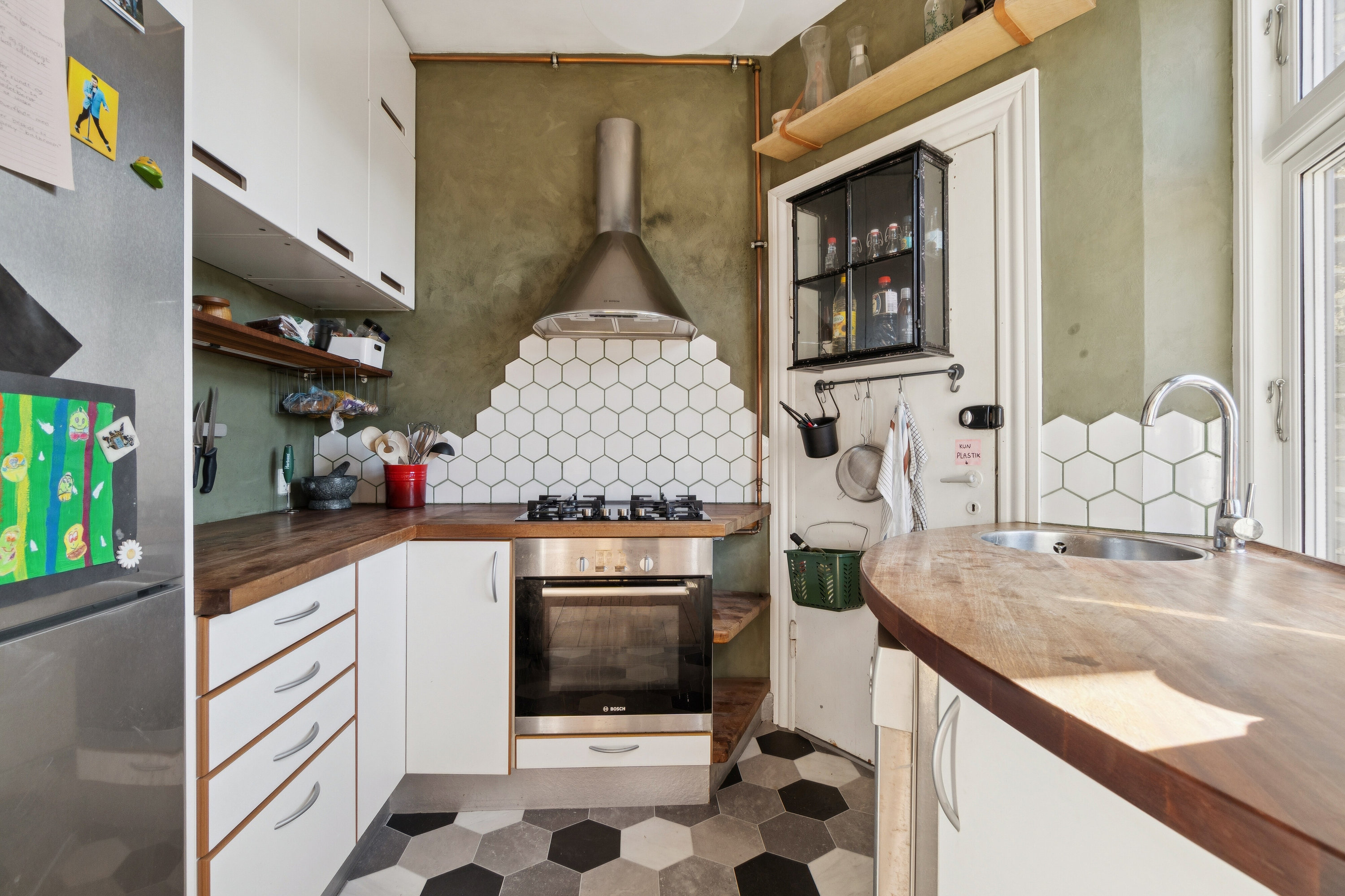 Fremhævet køkken billede i fuldskærmstilstand. Billede af Tovværkgade 4, 4. th., 2300 København S