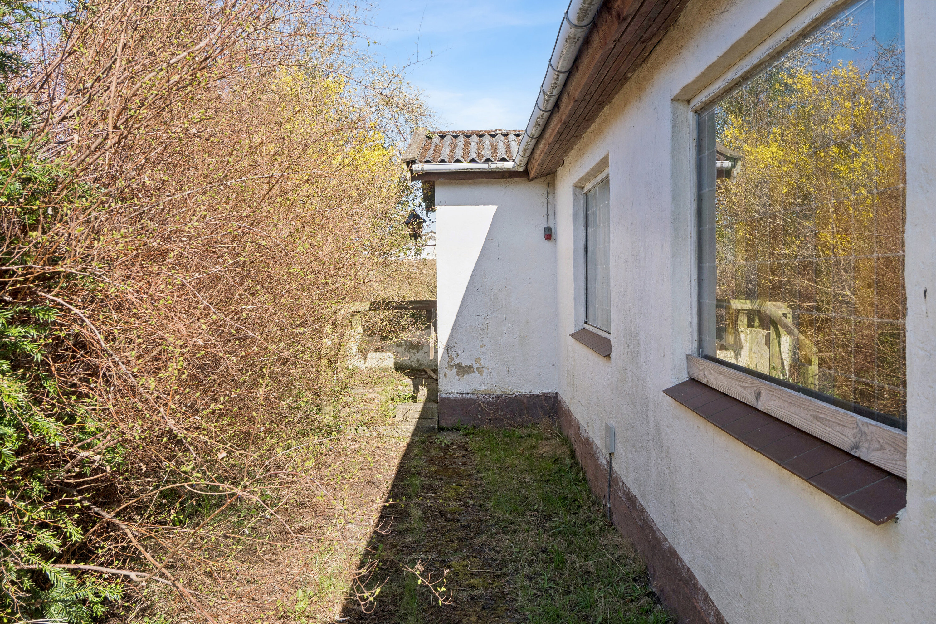 Fremhævet udendørs billede i fuldskærmstilstand. Billede af Ellevej 80, Enghaven, 3300 Frederiksværk