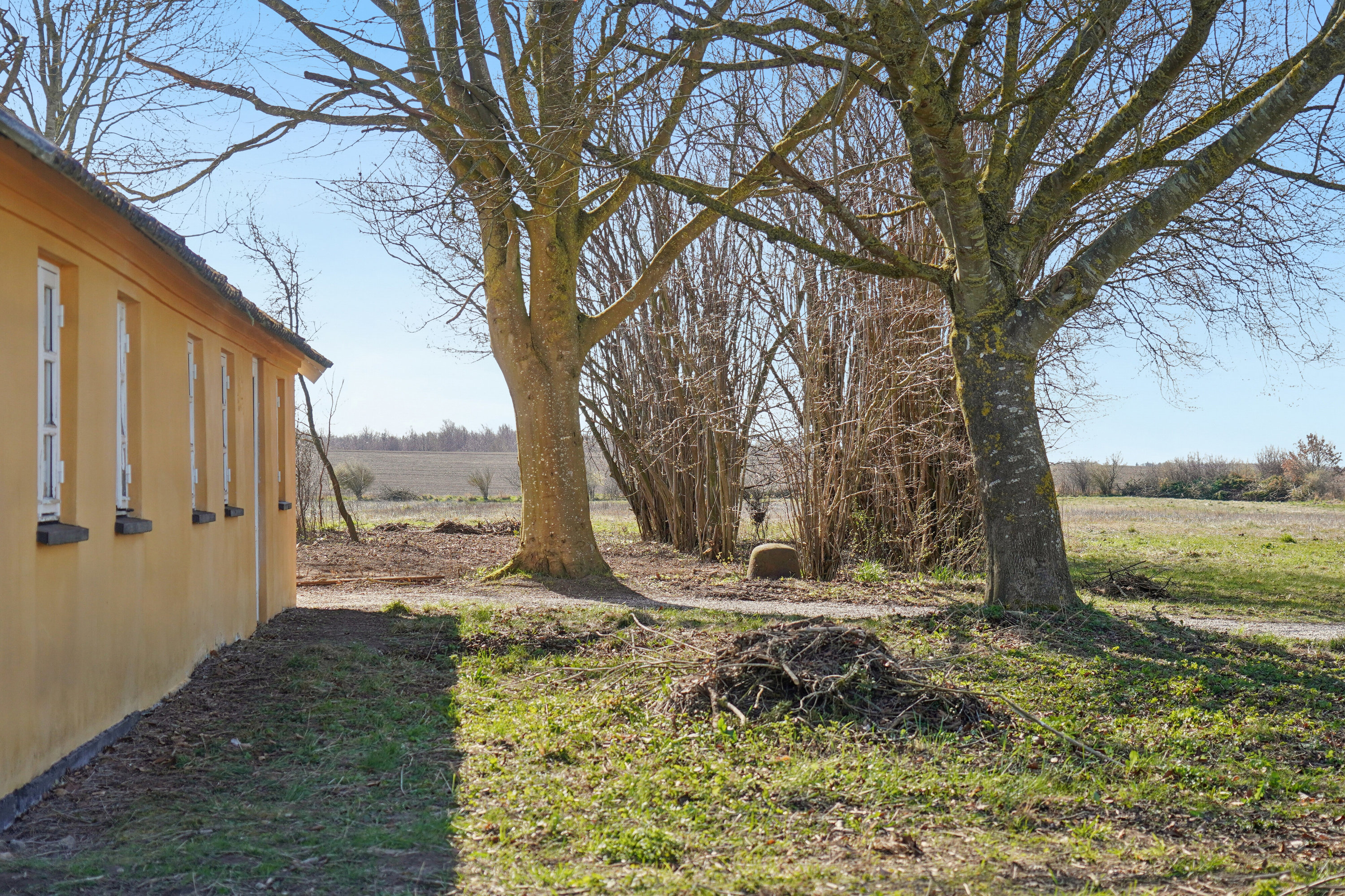 Fremhævet set fra haven billede i fuldskærmstilstand. Billede af Landevejen 40, 4060 Kirke Såby