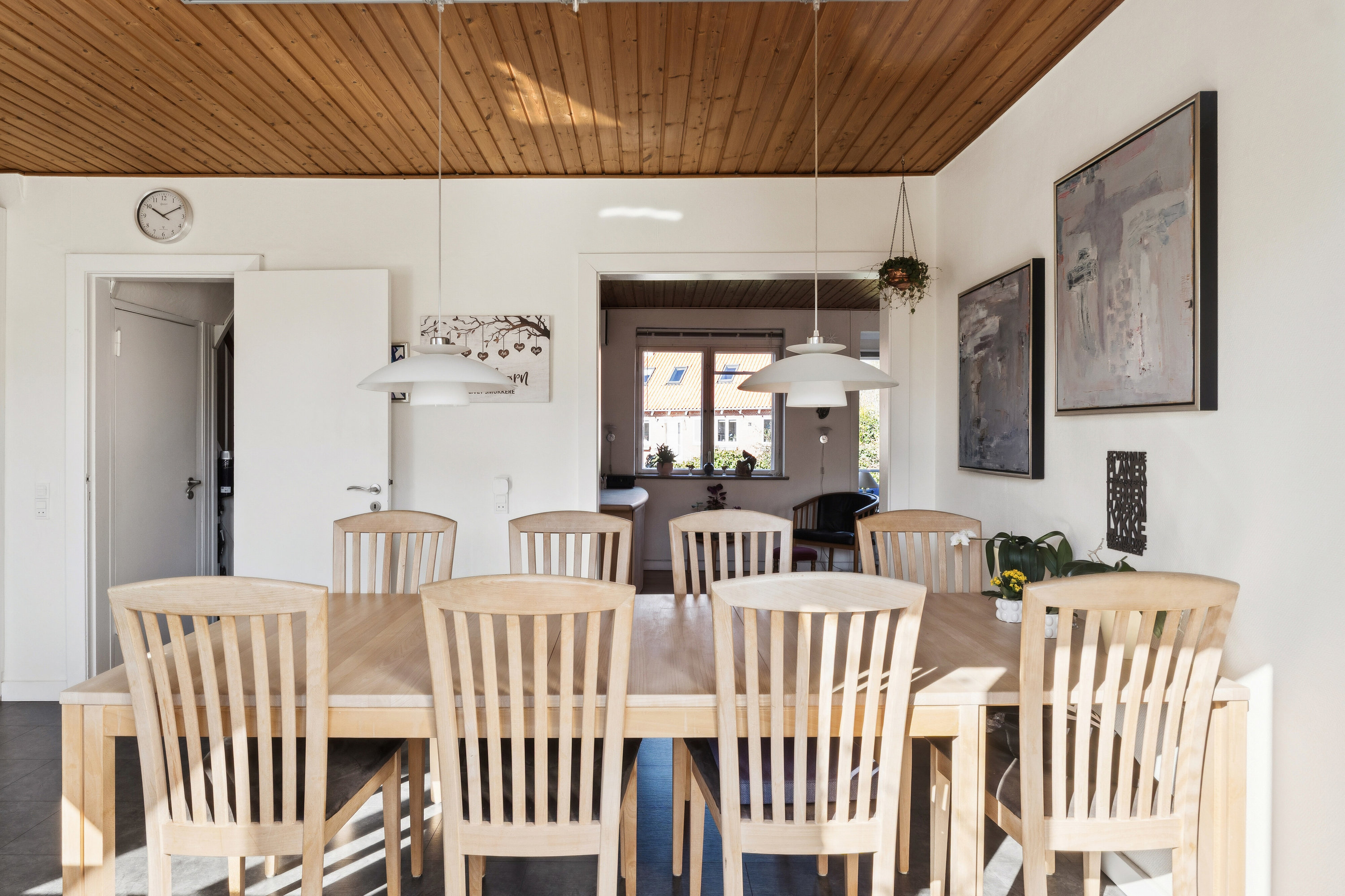 Fremhævet spisestue billede i fuldskærmstilstand. Billede af Nørregårdsvej 279, 2610 Rødovre