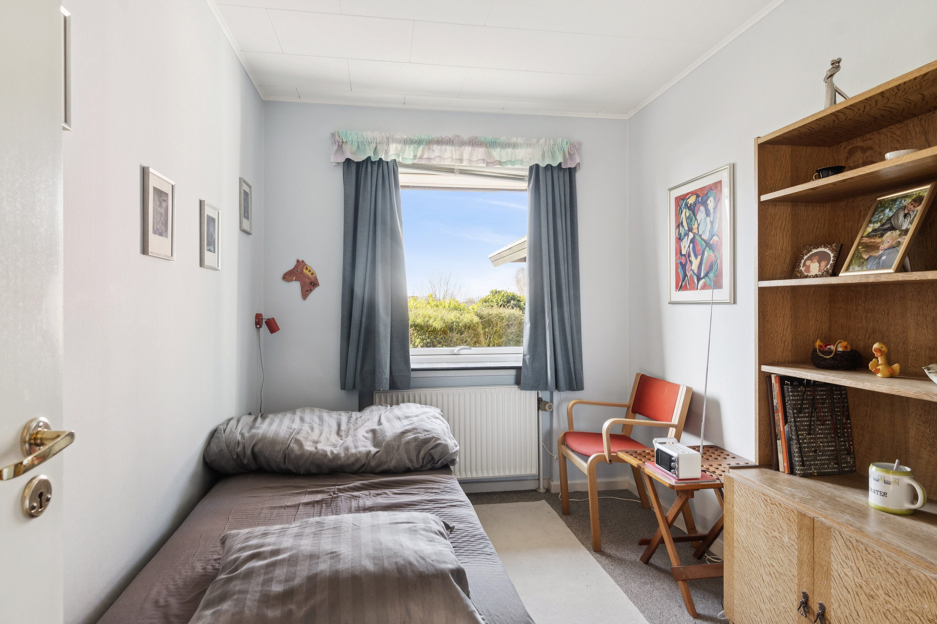 Fremhævet soveværelse billede i fuldskærmstilstand. Billede af Granlyvænget 8, 4400 Kalundborg