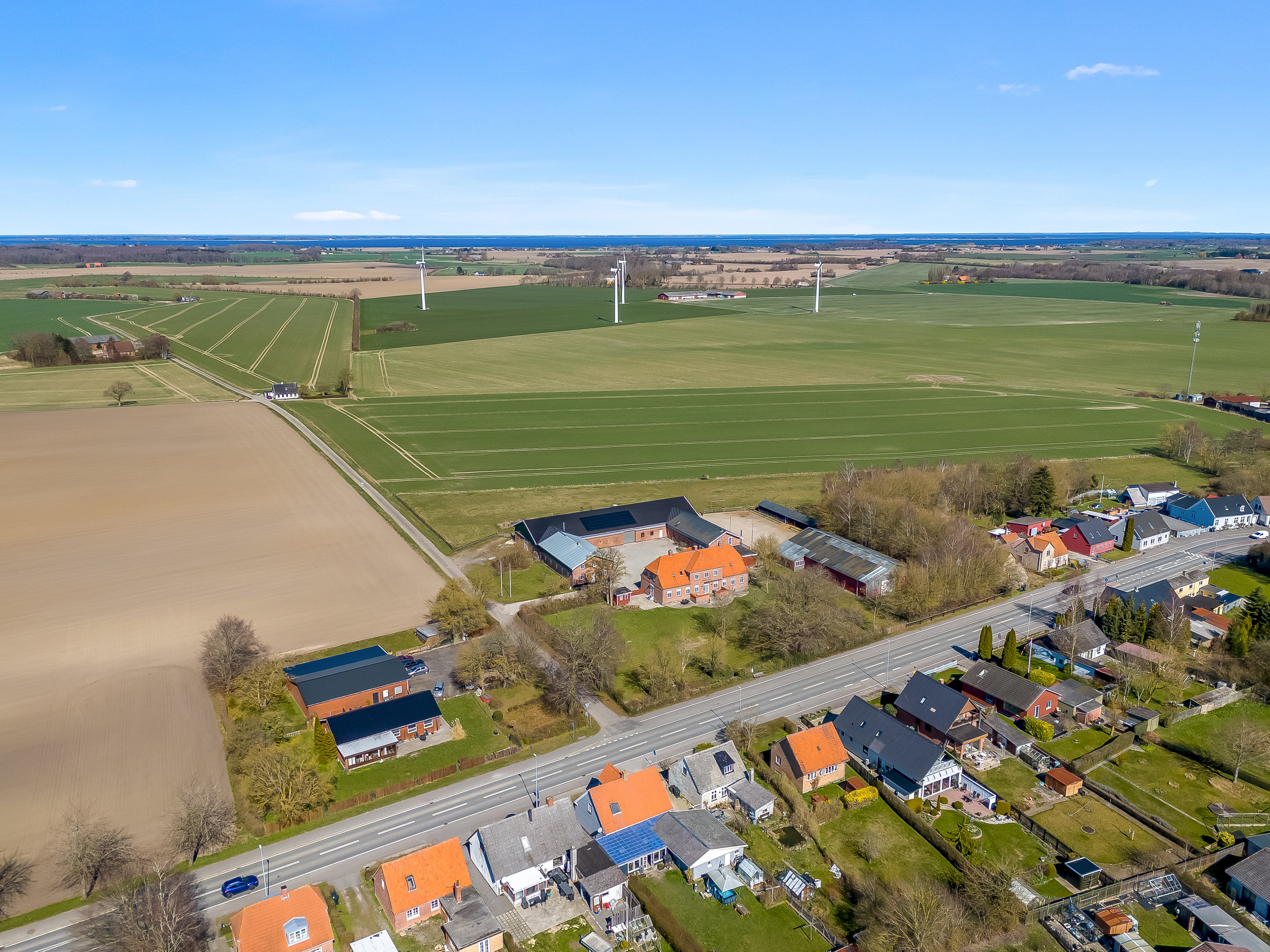 Fremhævet luftfoto billede i fuldskærmstilstand. Billede af Øltappervej 4, 4952 Stokkemarke