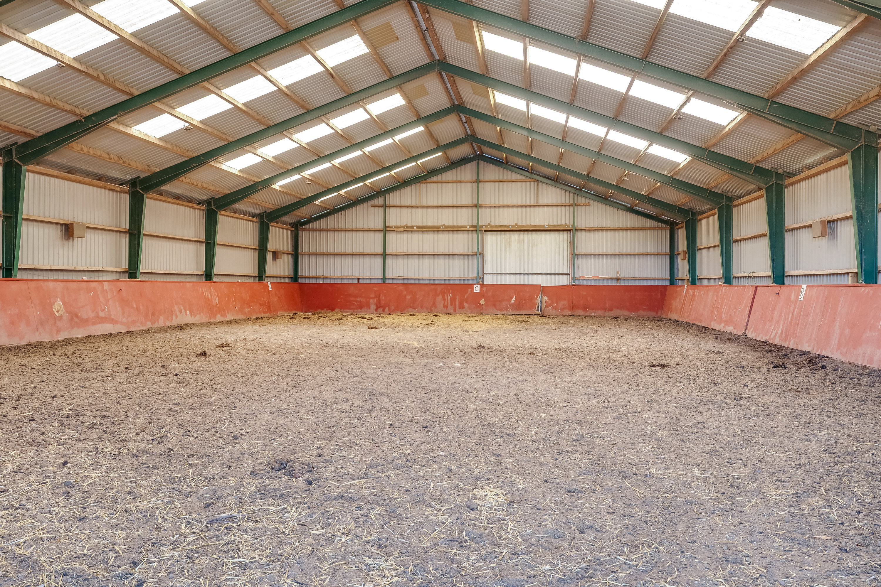 Fremhævet ridebane billede i fuldskærmstilstand. Billede af Øltappervej 4, 4952 Stokkemarke