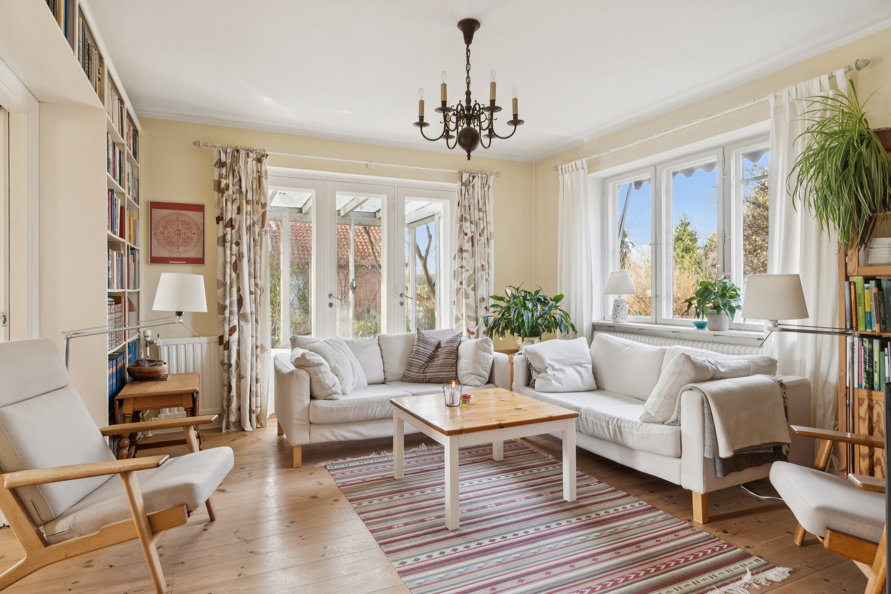 Fremhævet stue billede i fuldskærmstilstand. Billede af Rysagervej 6, 4690 Haslev