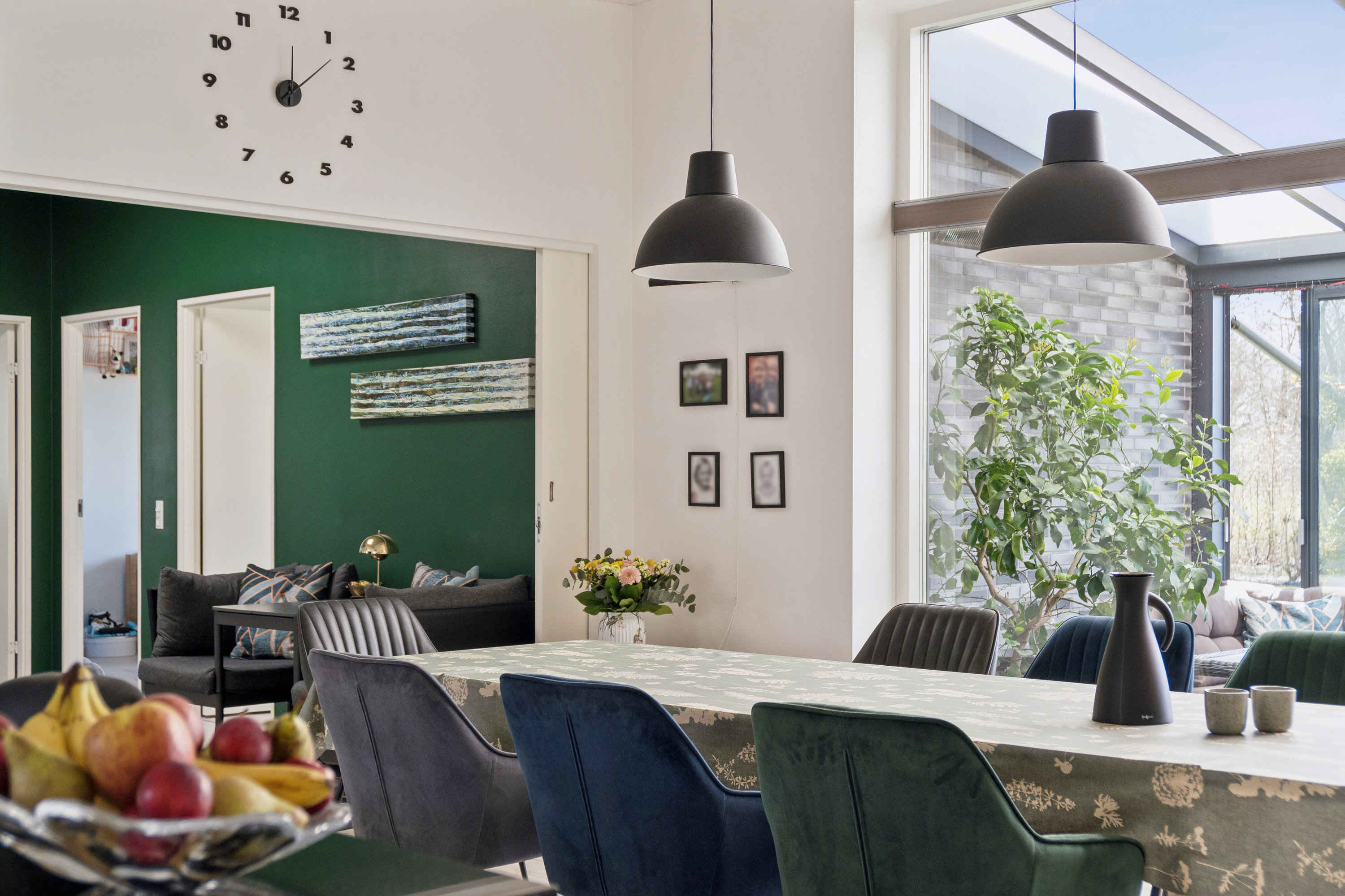 Fremhævet spisestue billede i fuldskærmstilstand. Billede af Svaneparken 253, 7430 Ikast