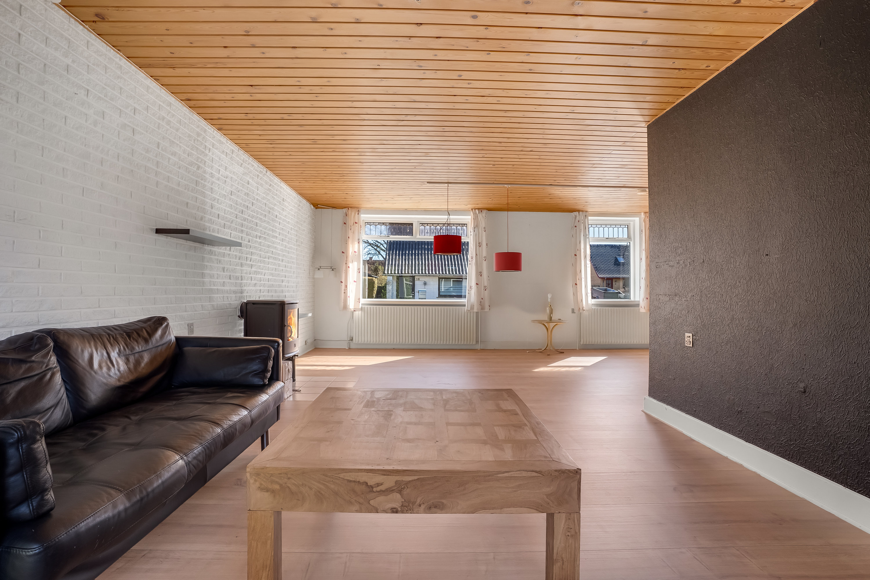 Fremhævet stue billede i fuldskærmstilstand. Billede af Nørrevej 11, 4960 Holeby