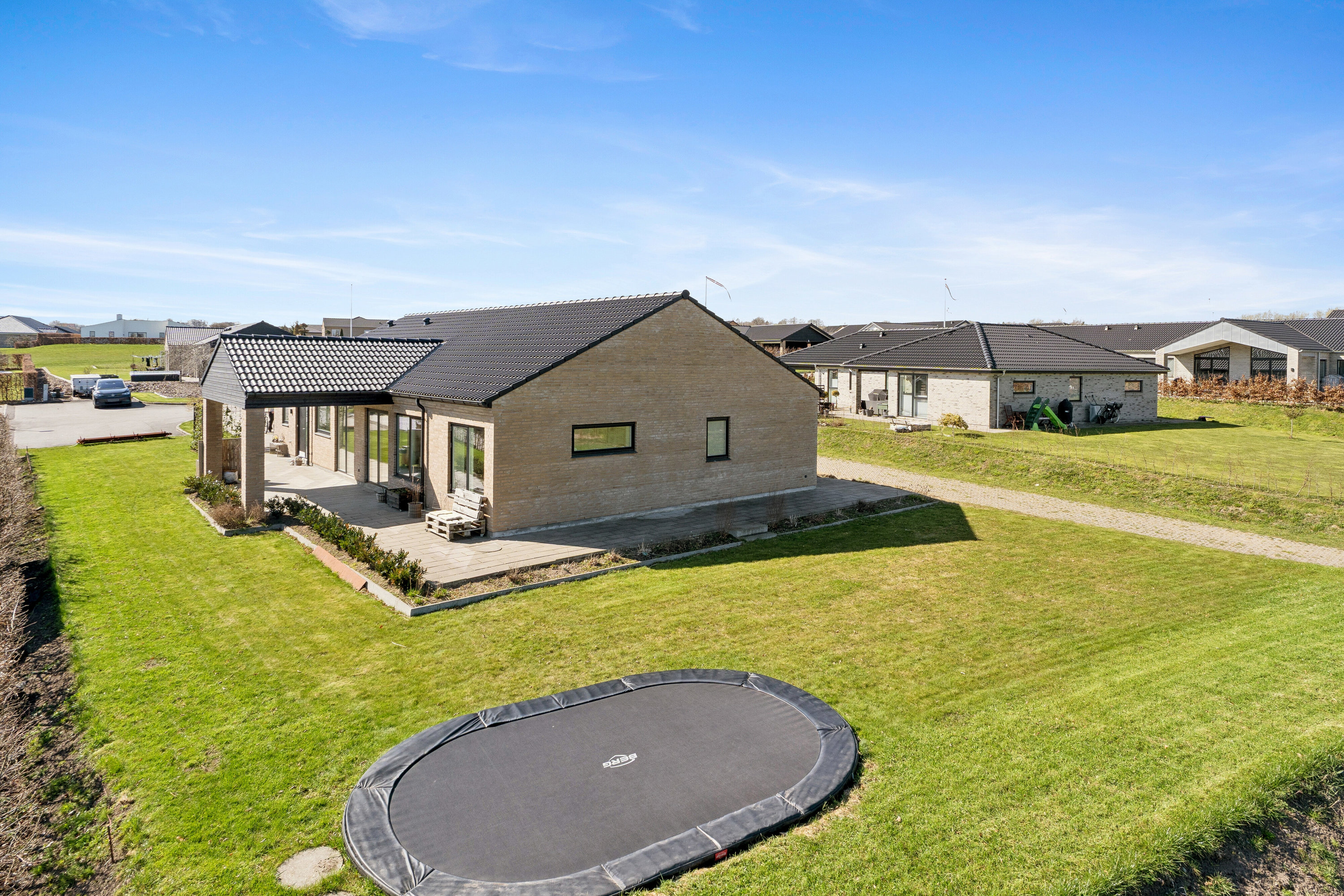 Fremhævet luftfoto billede i fuldskærmstilstand. Billede af Jytte Borbergs Vej 17, 8620 Kjellerup