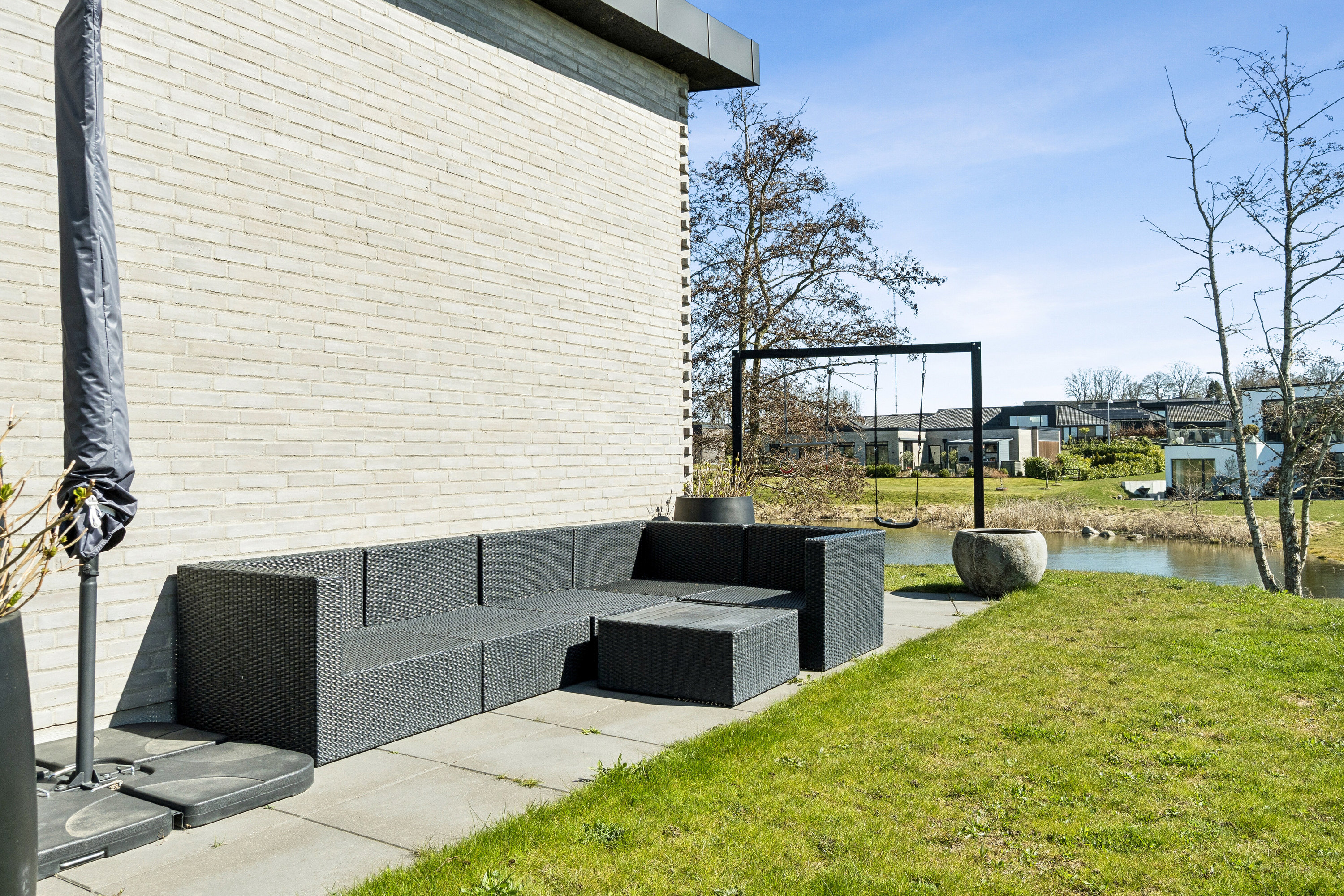 Fremhævet terrasse billede i fuldskærmstilstand. Billede af Eskelunden 12, 4700 Næstved