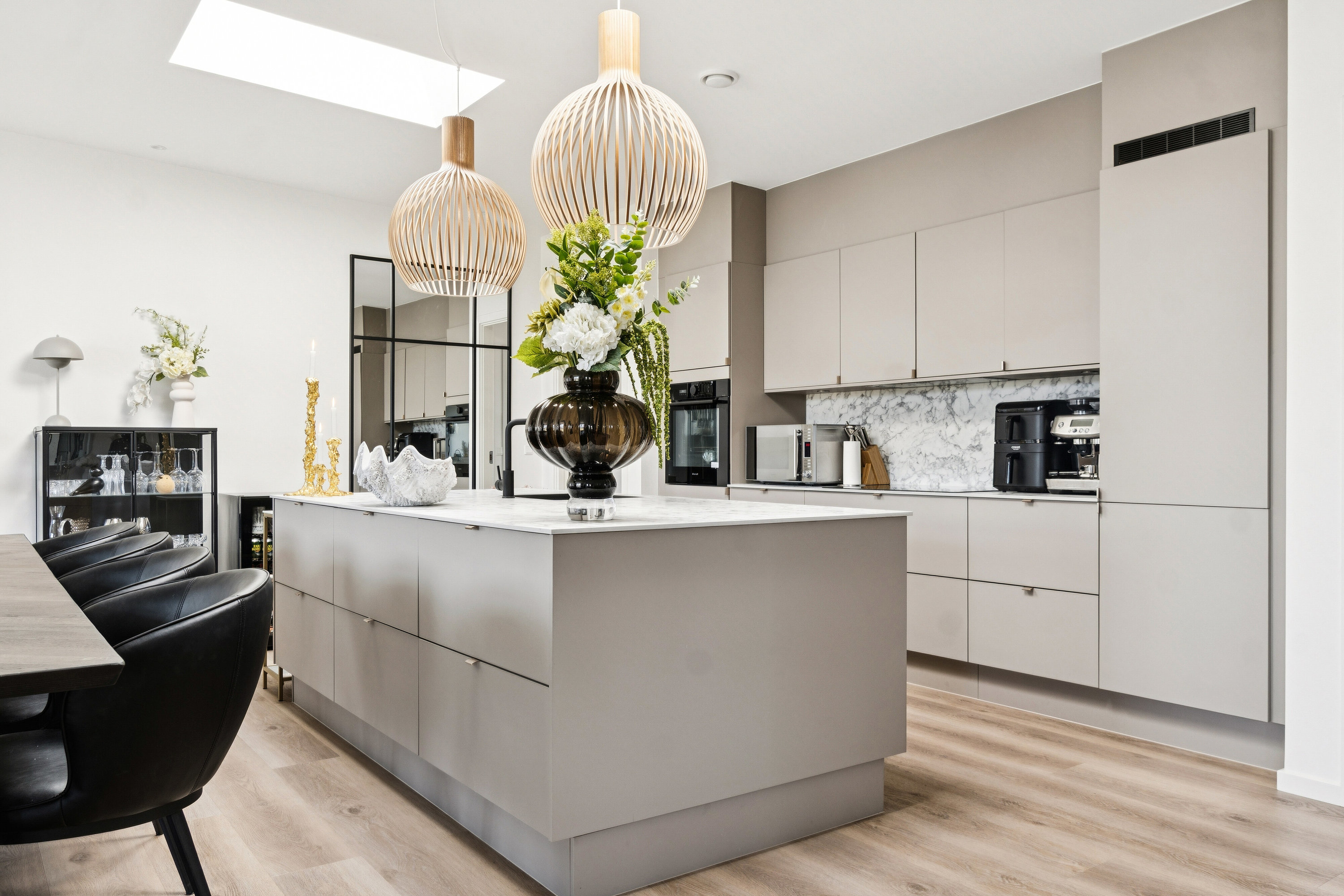 Fremhævet køkken billede i fuldskærmstilstand. Billede af Eskelunden 12, 4700 Næstved