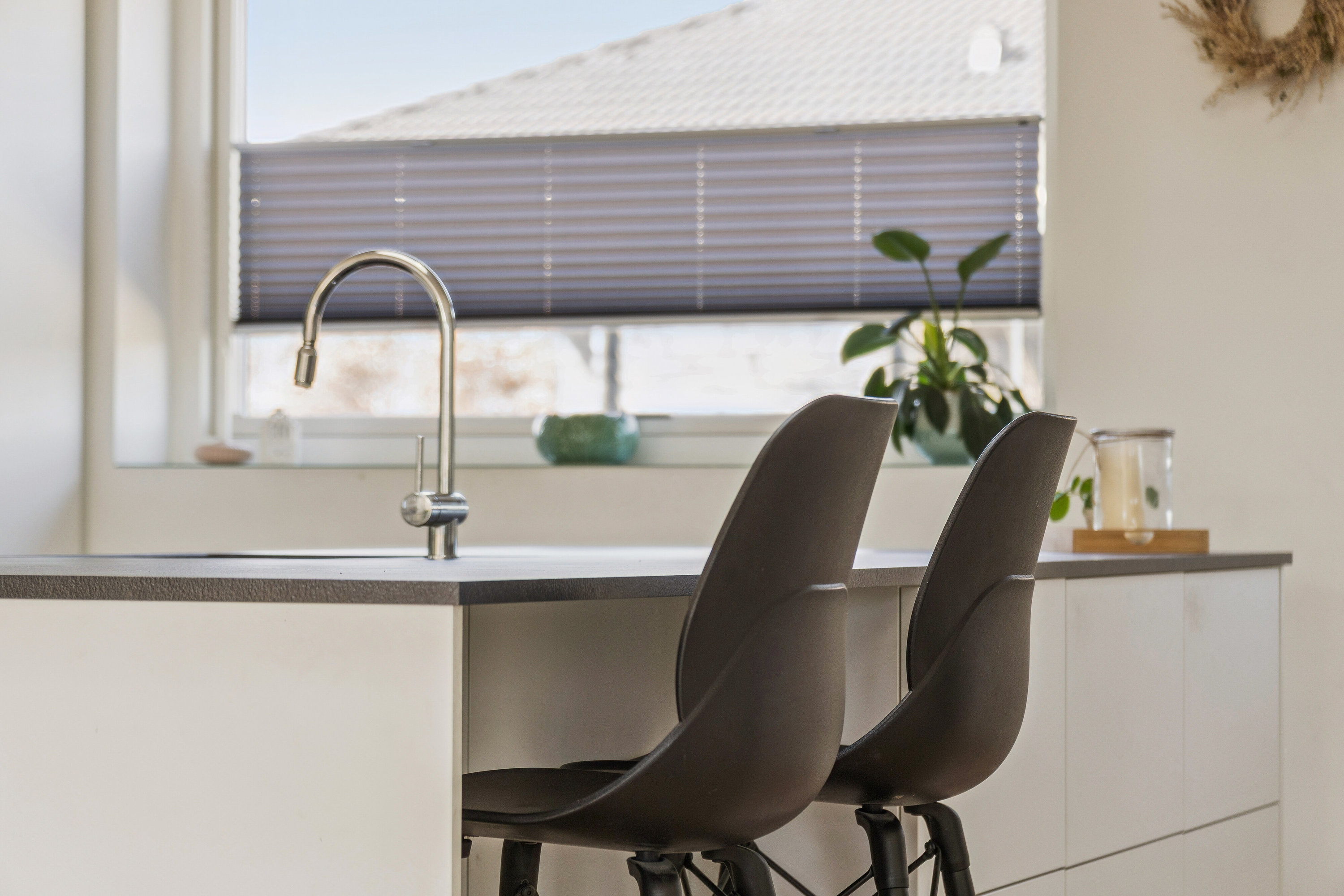 Fremhævet køkken billede i fuldskærmstilstand. Billede af Jytte Borbergs Vej 17, 8620 Kjellerup