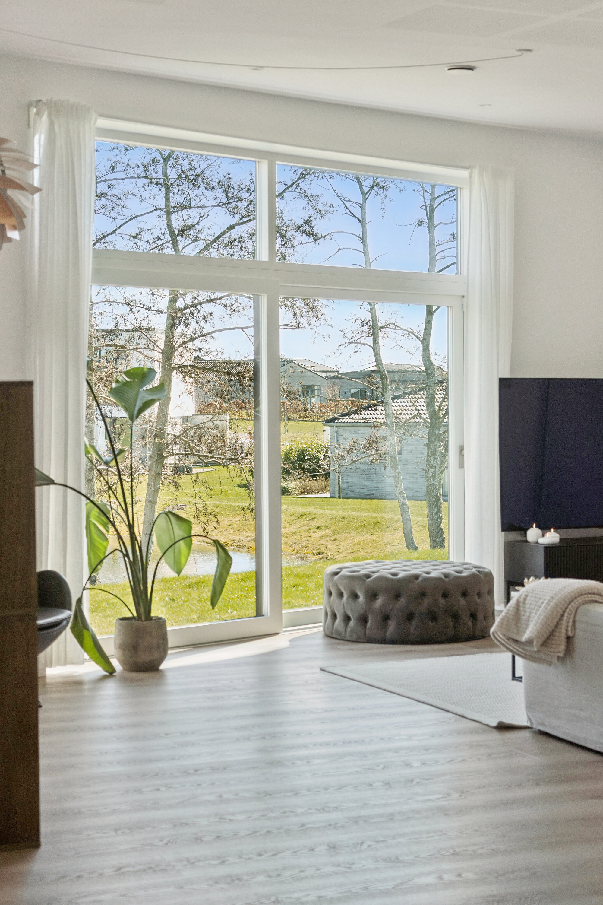 Fremhævet stue billede i fuldskærmstilstand. Billede af Eskelunden 12, 4700 Næstved