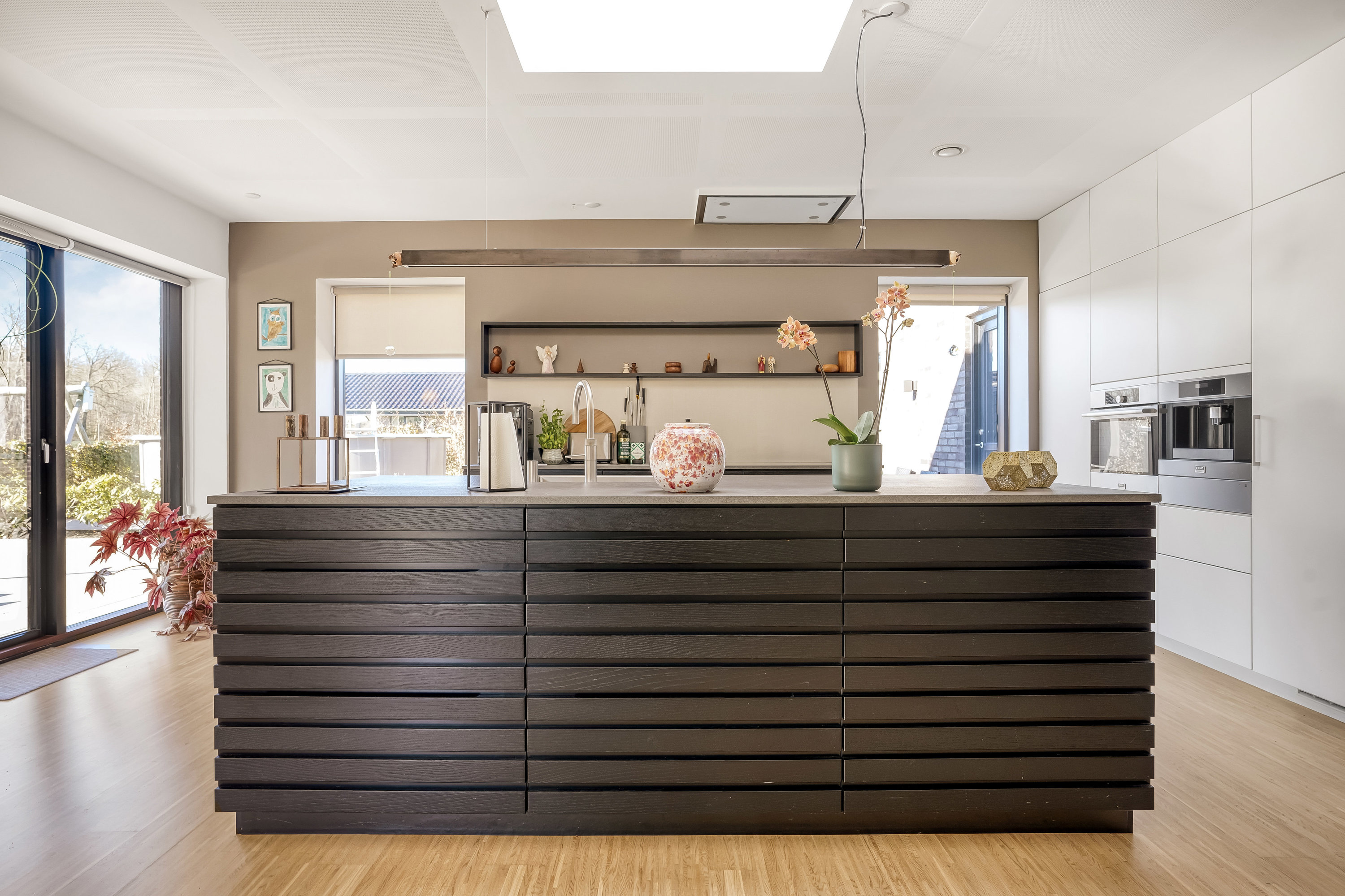 Fremhævet køkken billede i fuldskærmstilstand. Billede af Møllehøjvej 101, Sønder Nærå, 5792 Årslev