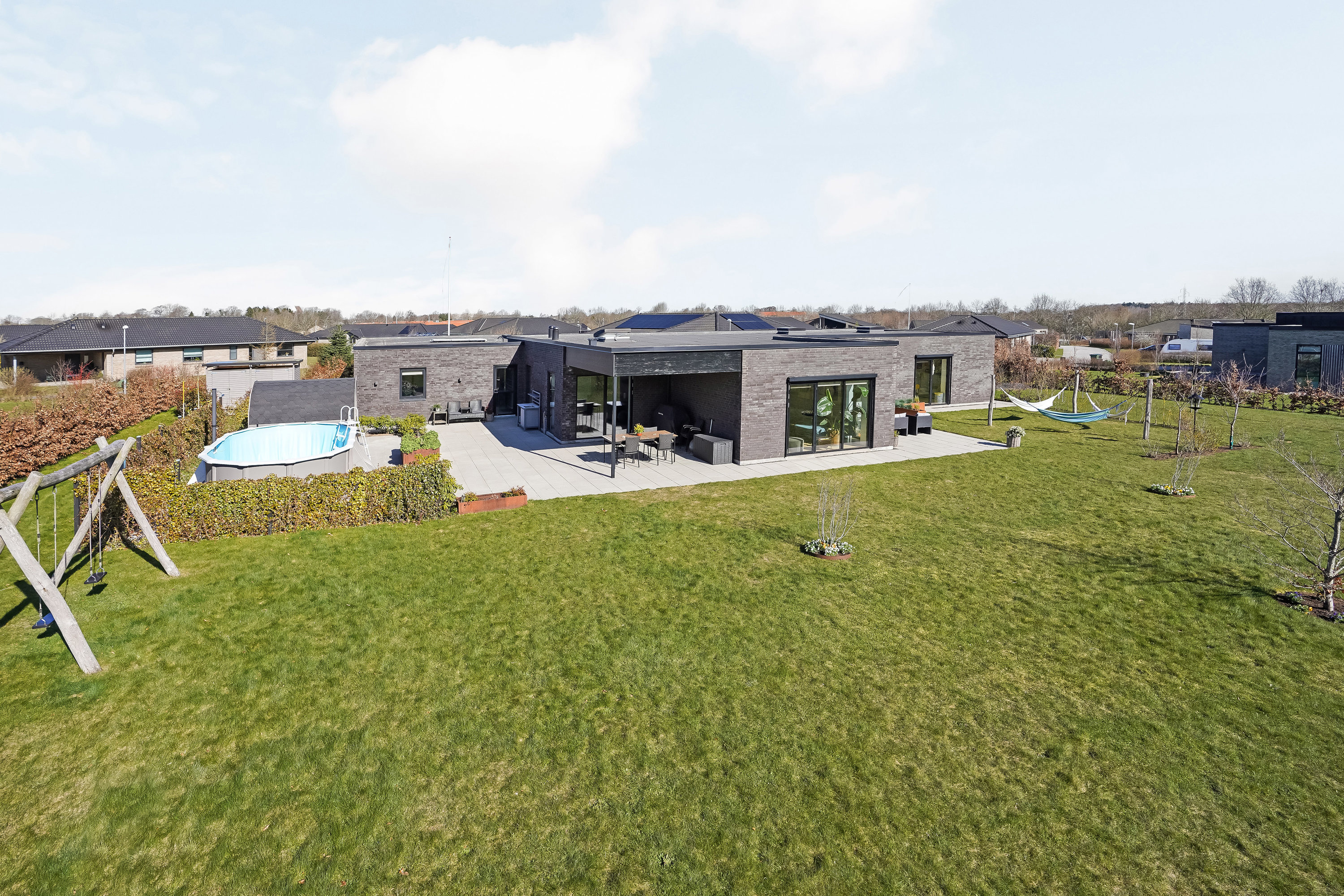 Fremhævet ejendommen billede i fuldskærmstilstand. Billede af Møllehøjvej 101, Sønder Nærå, 5792 Årslev