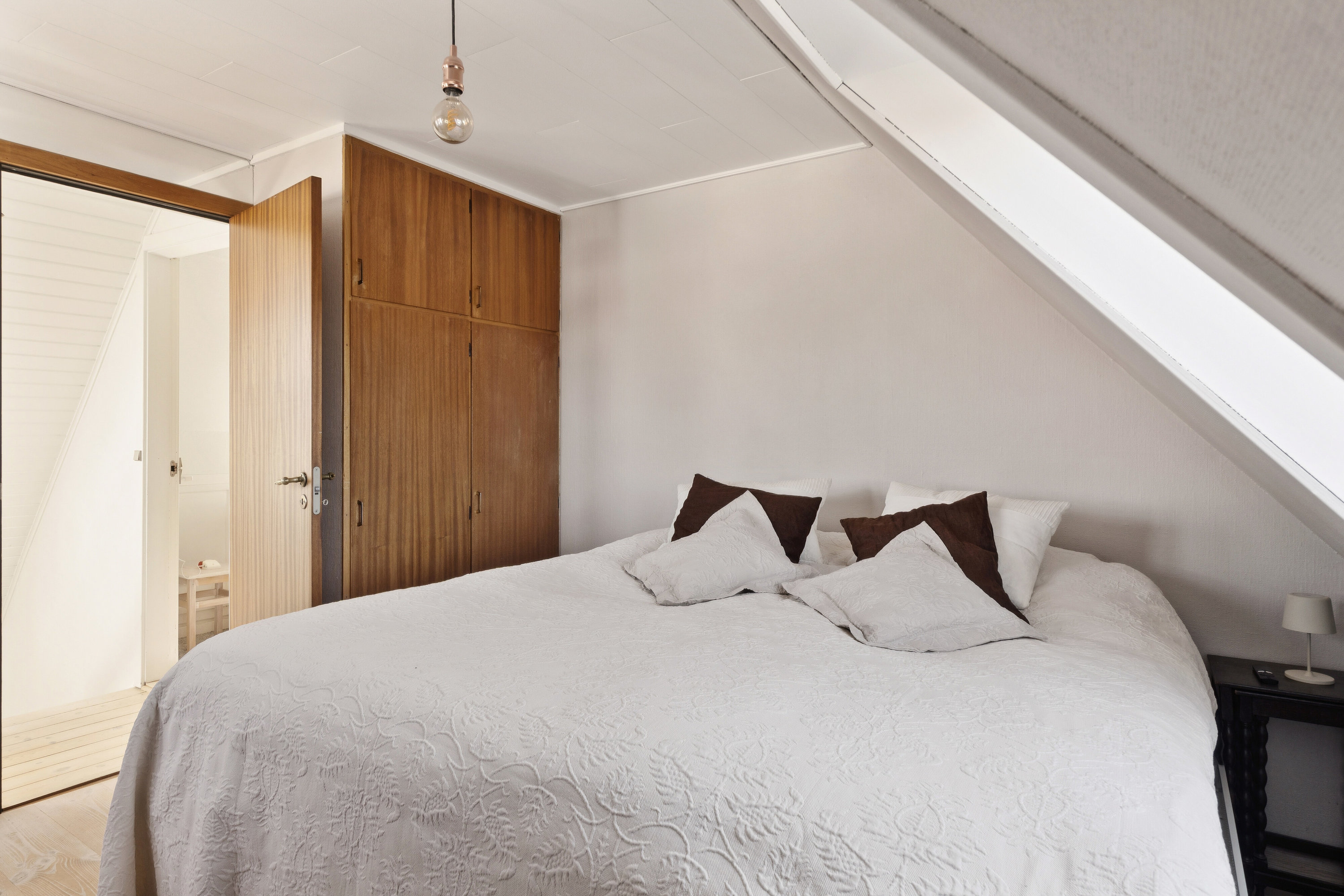 Fremhævet soveværelse billede i fuldskærmstilstand. Billede af Nørre Alle 22, 2600 Glostrup