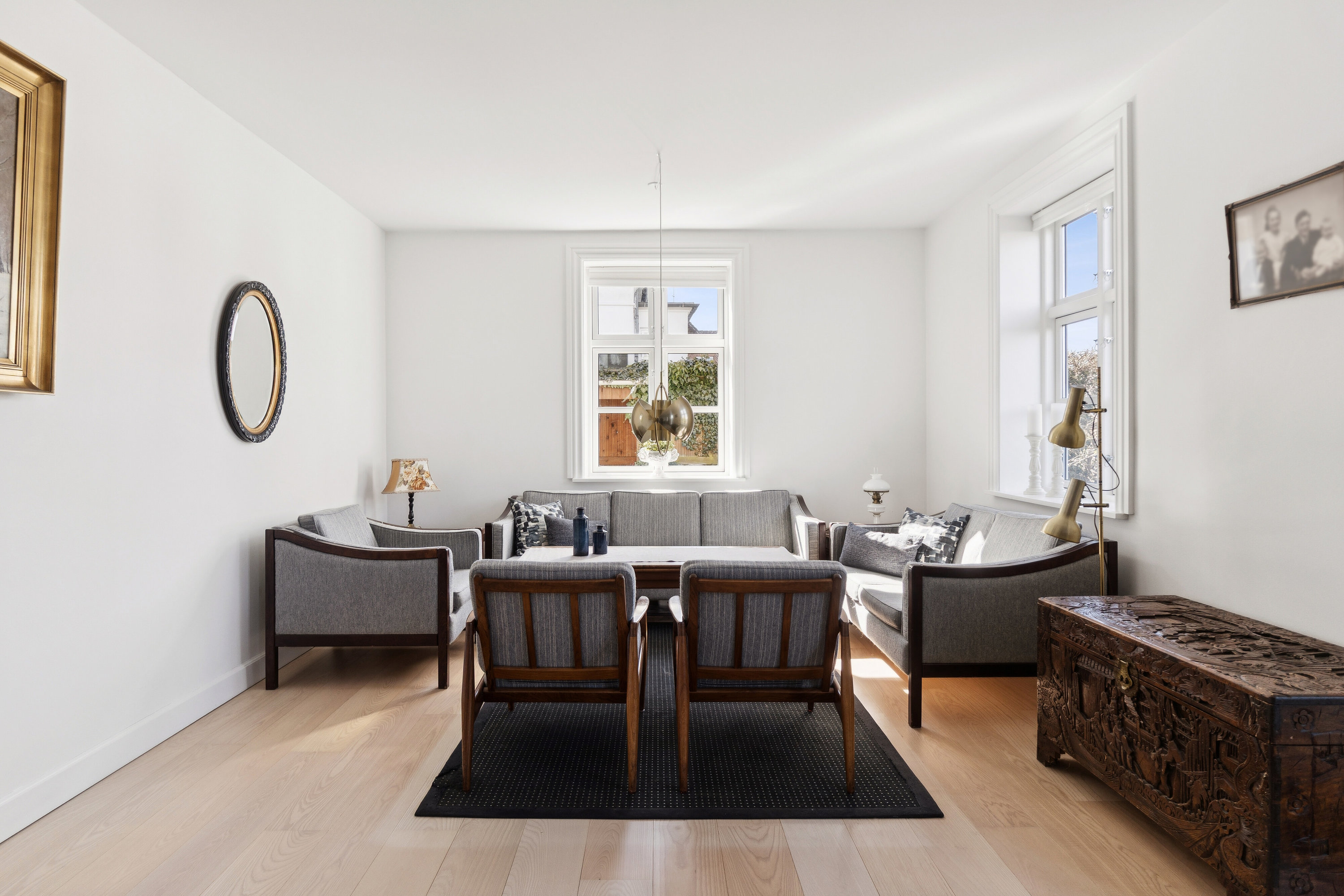 Fremhævet stue billede i fuldskærmstilstand. Billede af Nørre Alle 22, 2600 Glostrup