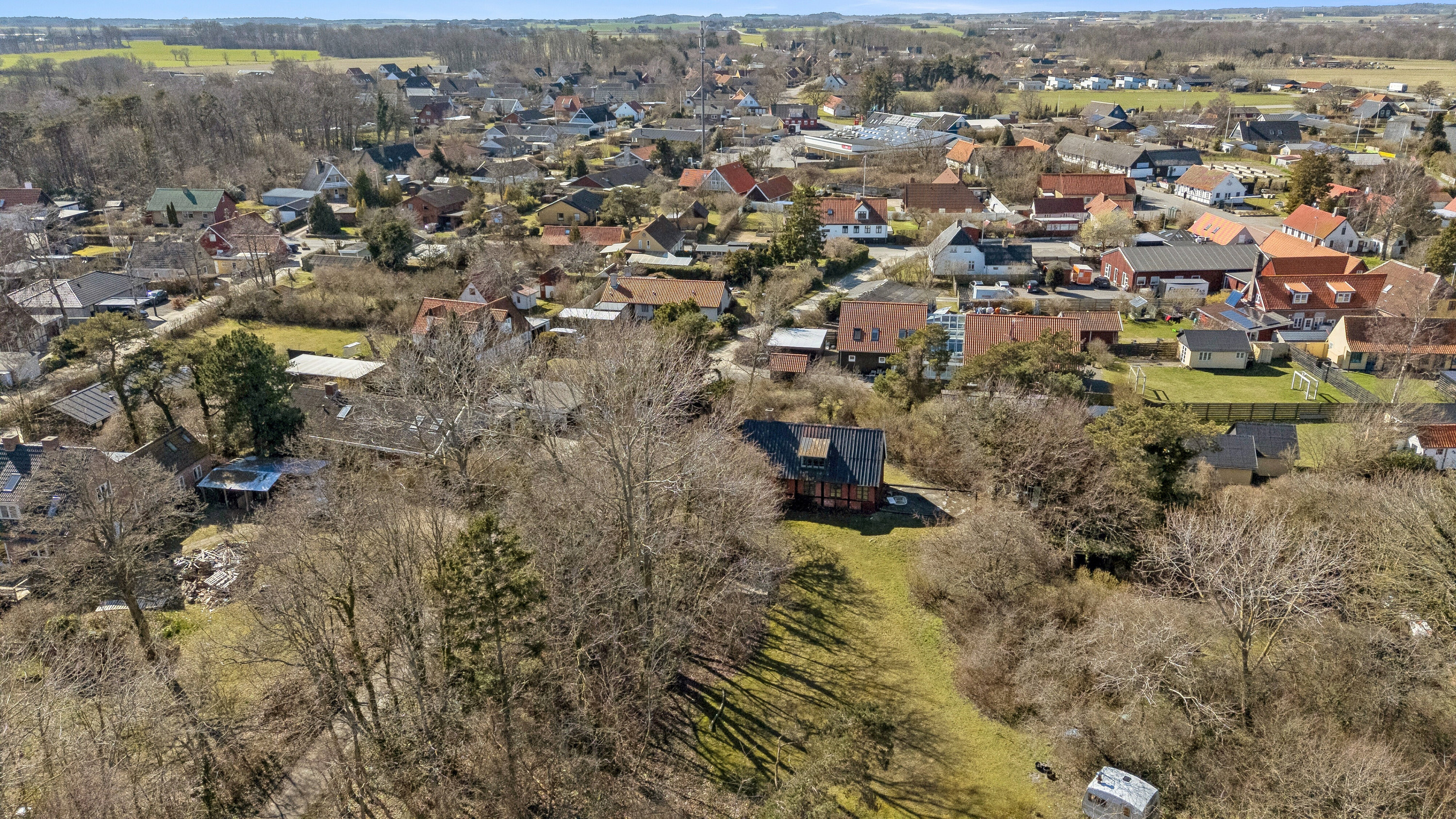 Fremhævet luftfoto billede i fuldskærmstilstand. Billede af Bøjerenden 7, Snogebæk, 3730 Nexø