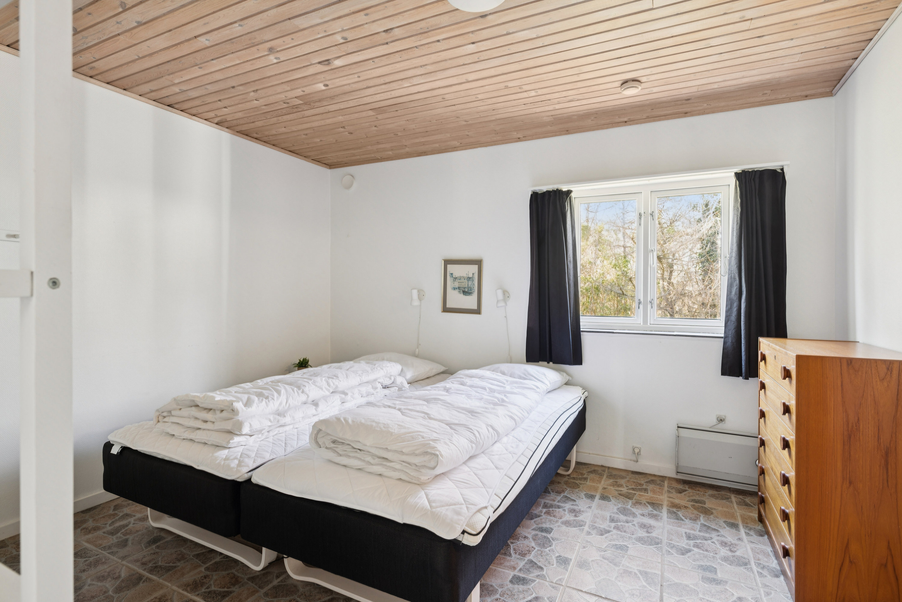 Fremhævet soveværelse billede i fuldskærmstilstand. Billede af Kystvej 7, Maemosen, 5871 Frørup