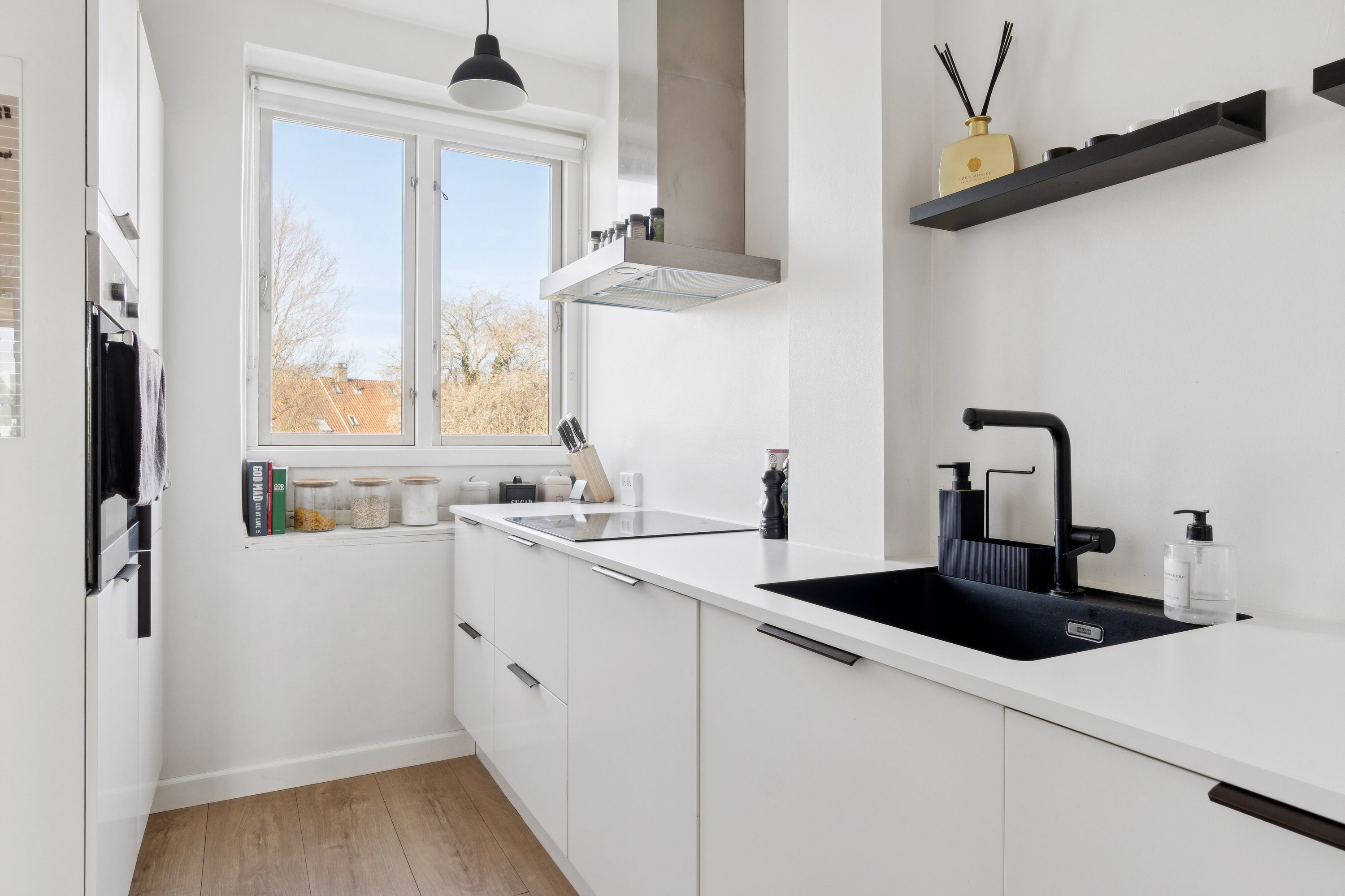 Fremhævet køkken billede i fuldskærmstilstand. Billede af Hvidovrevej 8, 1. tv., 2610 Rødovre