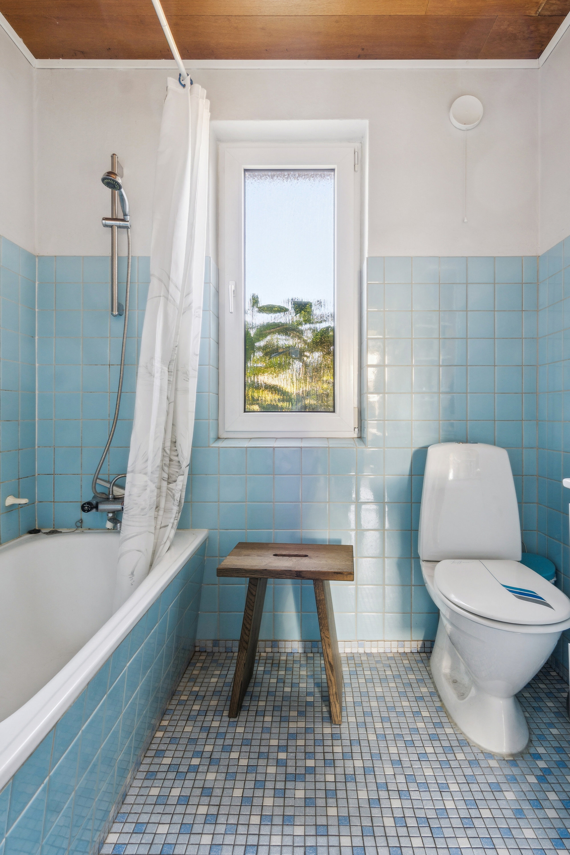 Fremhævet badeværelse billede i fuldskærmstilstand. Billede af Kærmyssevej 11, Kregme, 3300 Frederiksværk