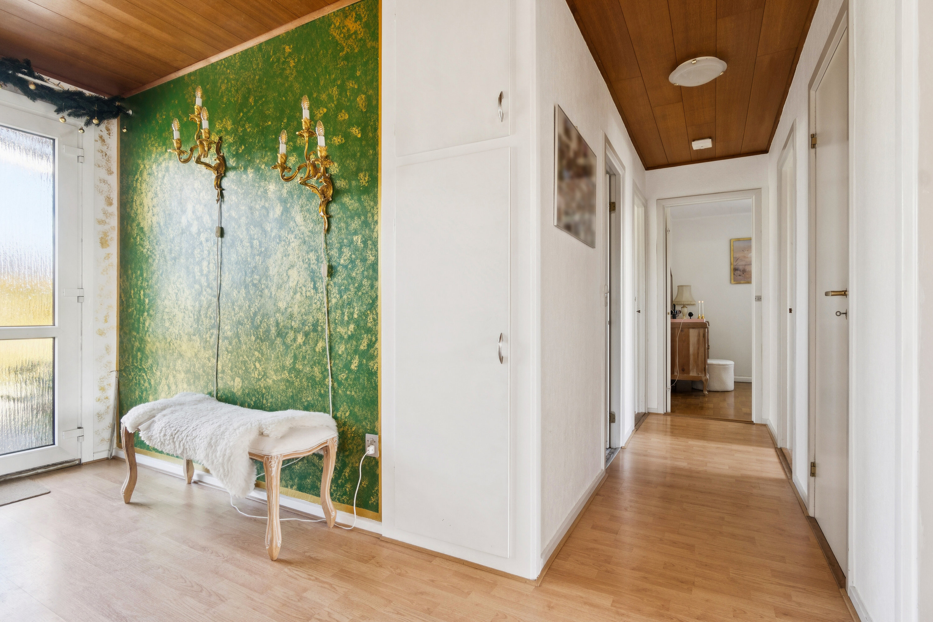 Fremhævet gang billede i fuldskærmstilstand. Billede af Kærmyssevej 11, Kregme, 3300 Frederiksværk