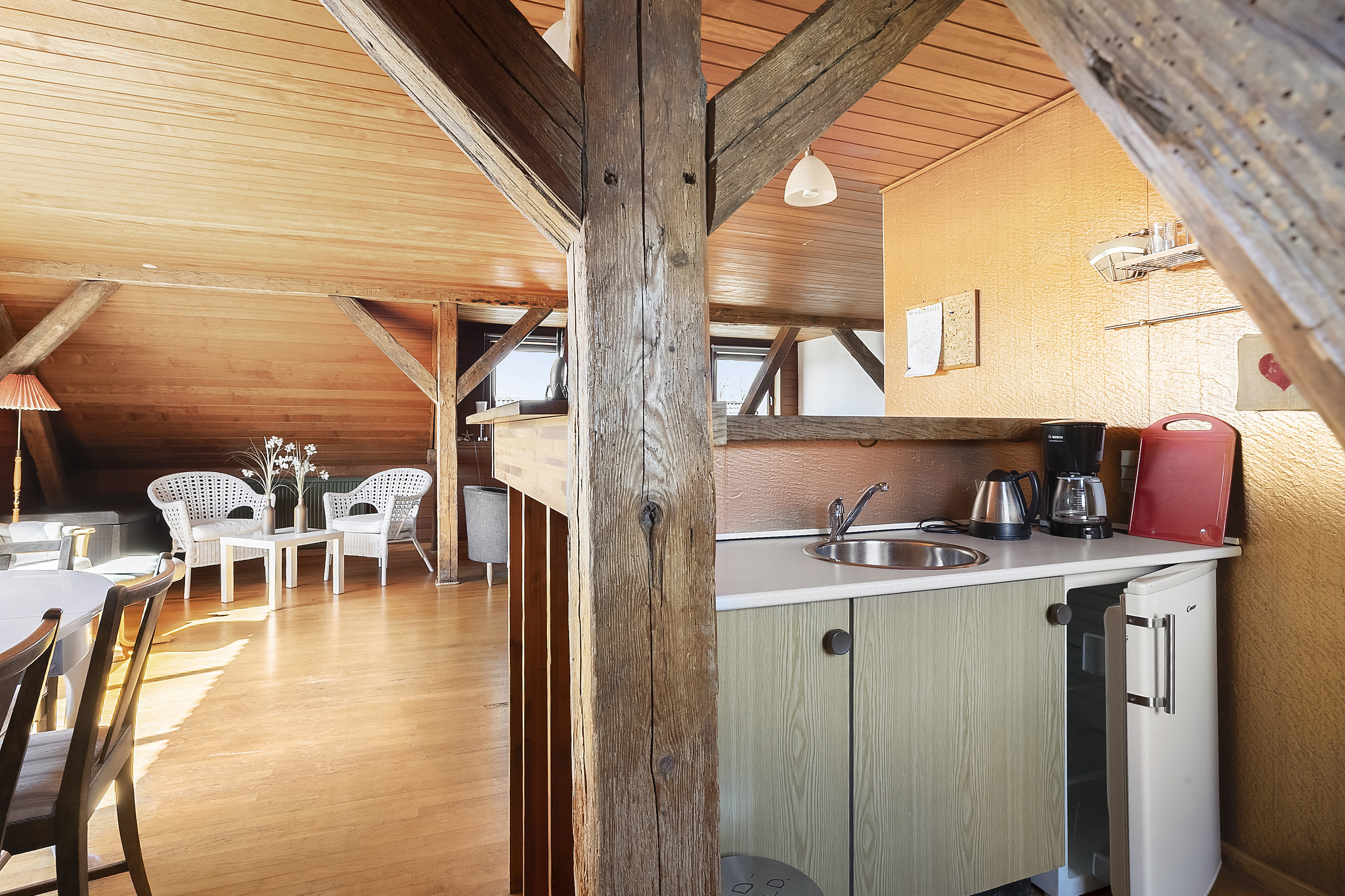 Fremhævet køkken billede i fuldskærmstilstand. Billede af Aarø 162, 6100 Haderslev