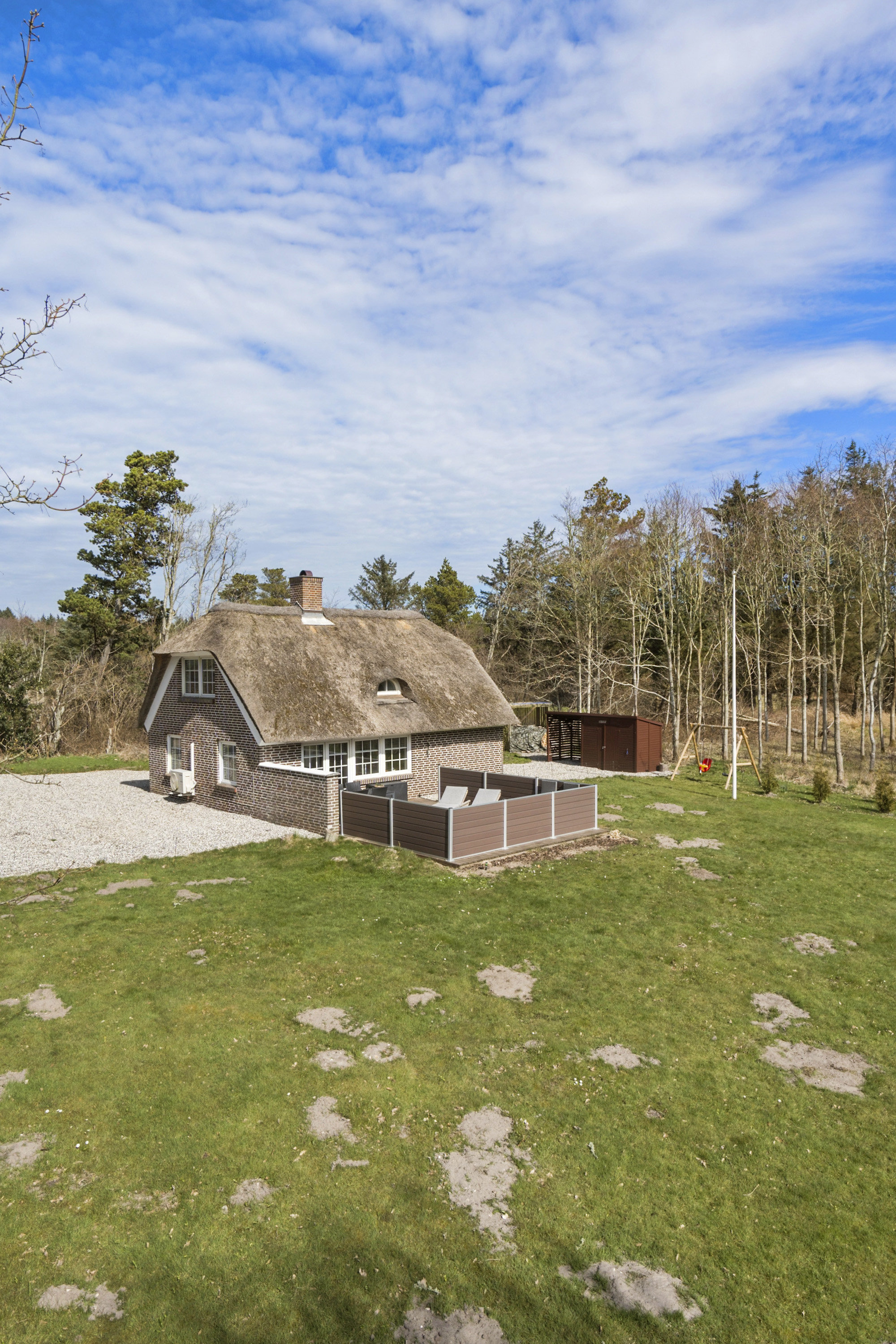 Fremhævet ejendommen billede i fuldskærmstilstand. Billede af Vester Mosevej 55, Husby, 6990 Ulfborg