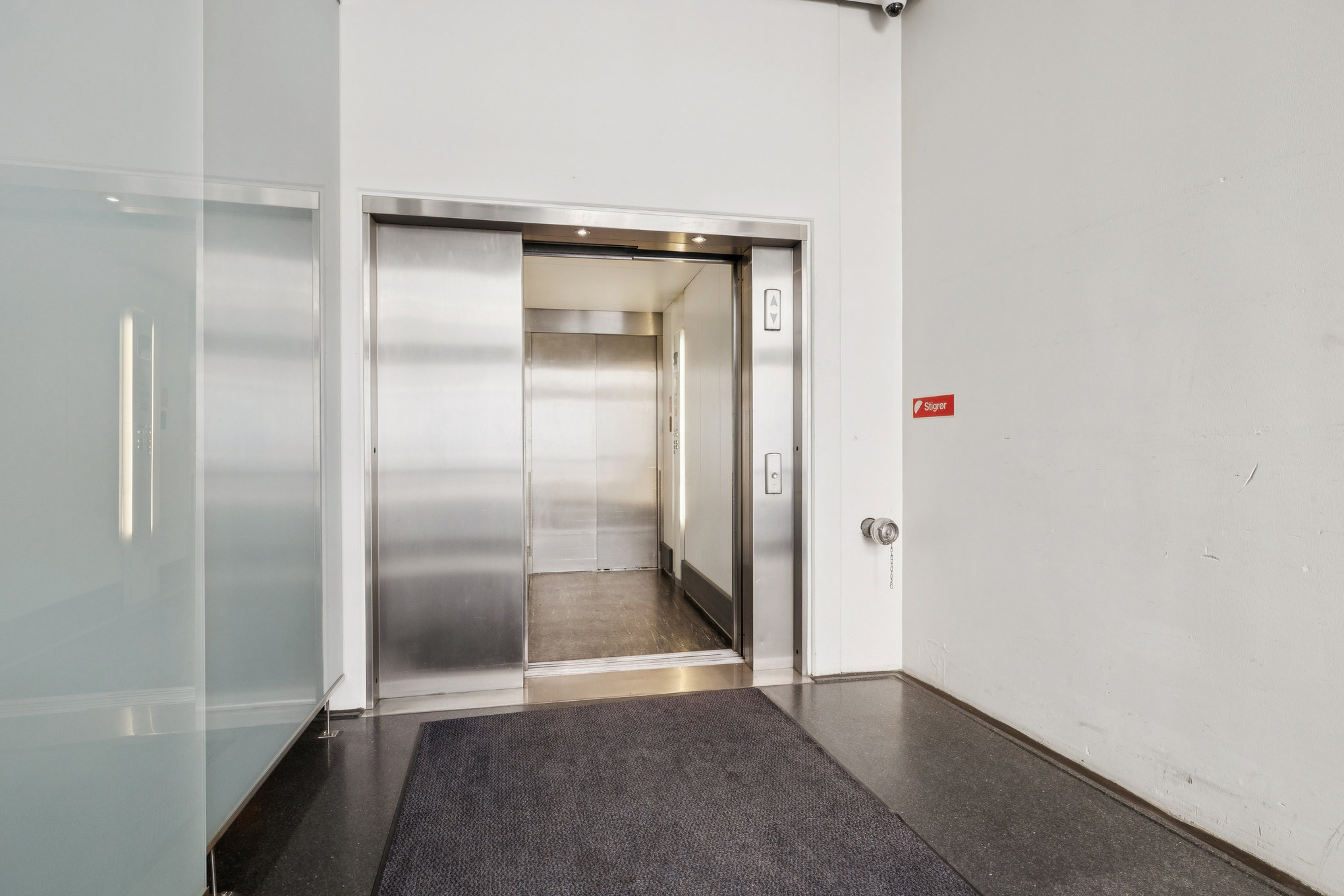 Fremhævet entré billede i fuldskærmstilstand. Billede af Rådhusstræde 4F, 8900 Randers C