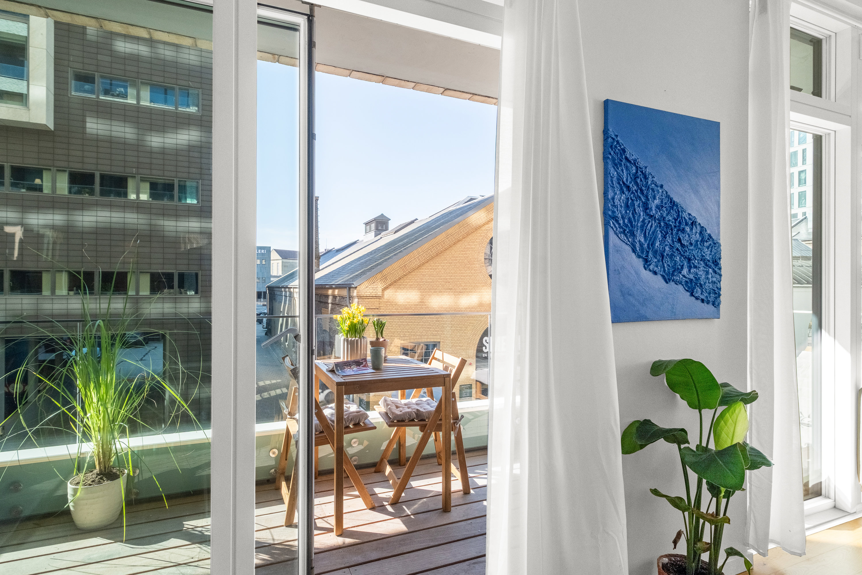 Fremhævet altan billede i fuldskærmstilstand. Billede af Frederiks Plads 8, 1. 3., 8000 Aarhus C